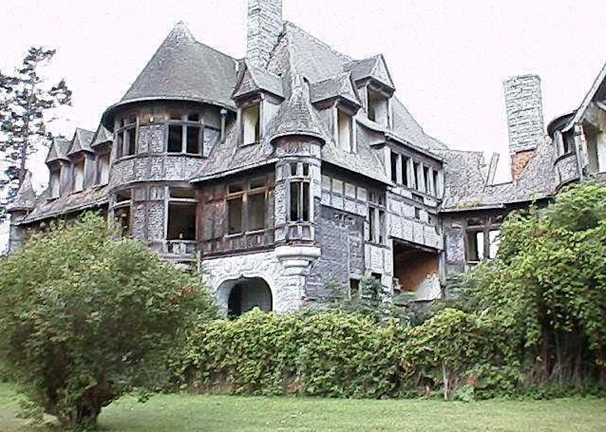 Creepy Old Mansions For Sale