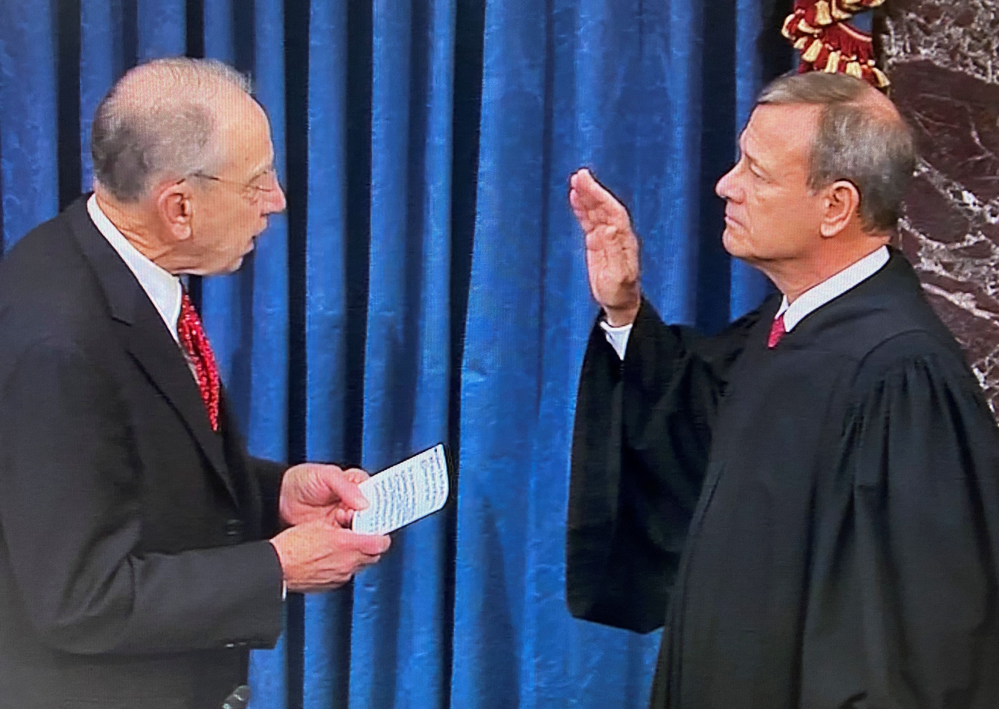 John Roberts Takes Central Role In Trump S Impeachment Trial The Washington Post