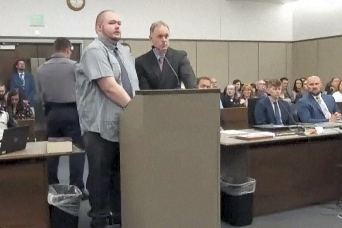 Victims confront Colorado Springs gay nightclub killer, calling shooter a monster and a coward - Vimarsana News