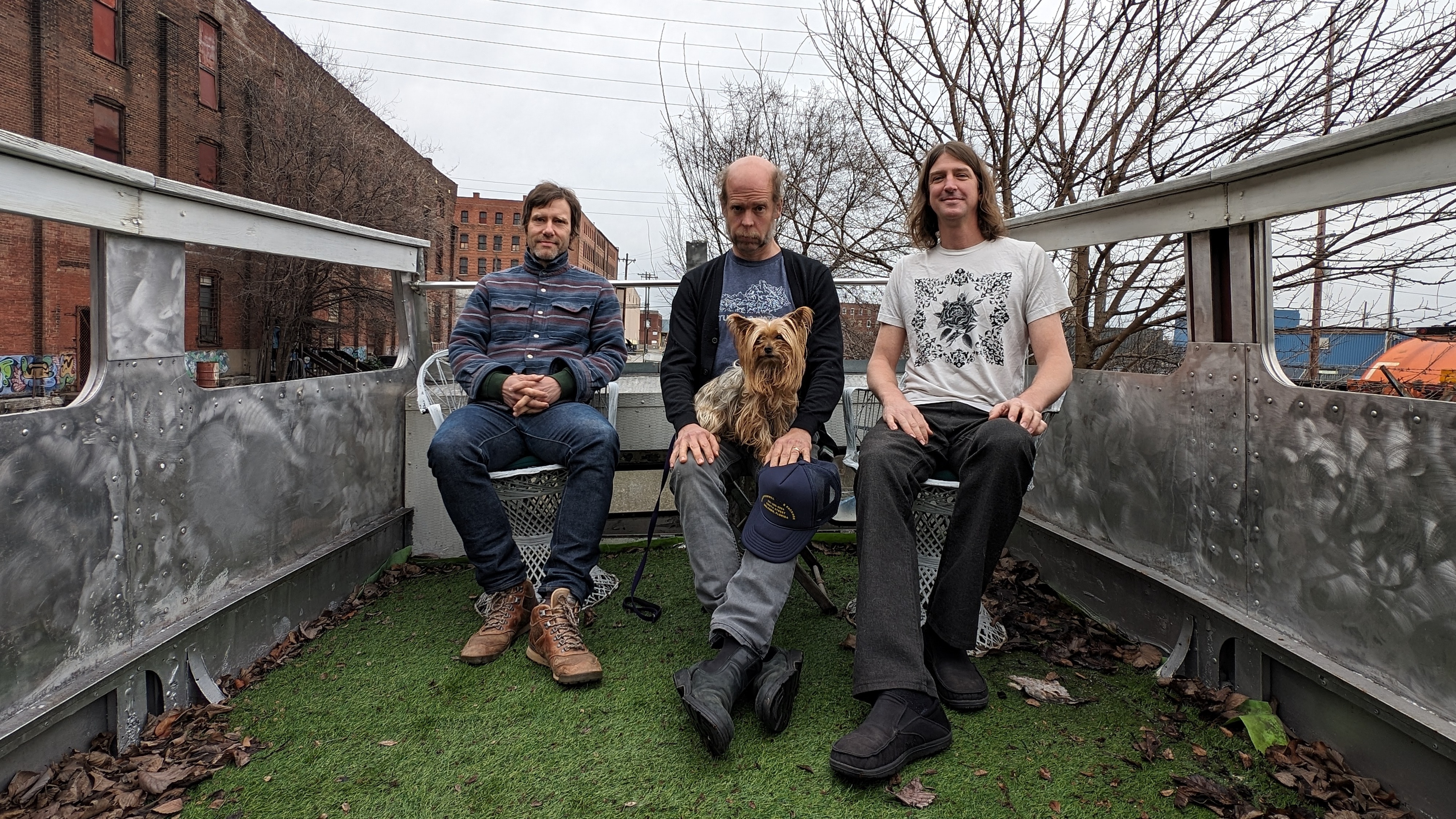When Will Oldham sings a Lungfish song, the mystery deepens - Vimarsana News