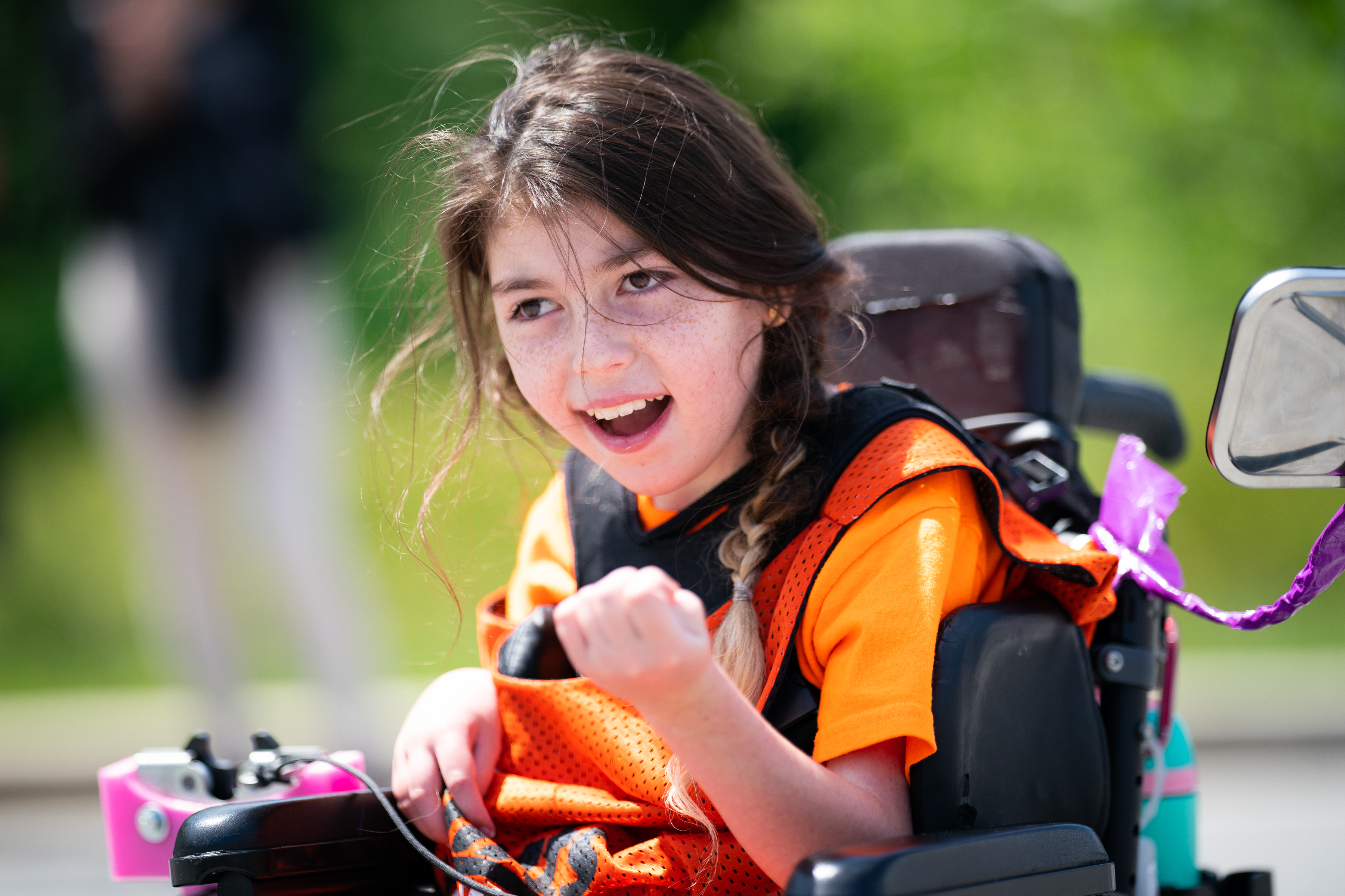 How a girl with cerebral palsy found a new way to play lacrosse - Vimarsana News