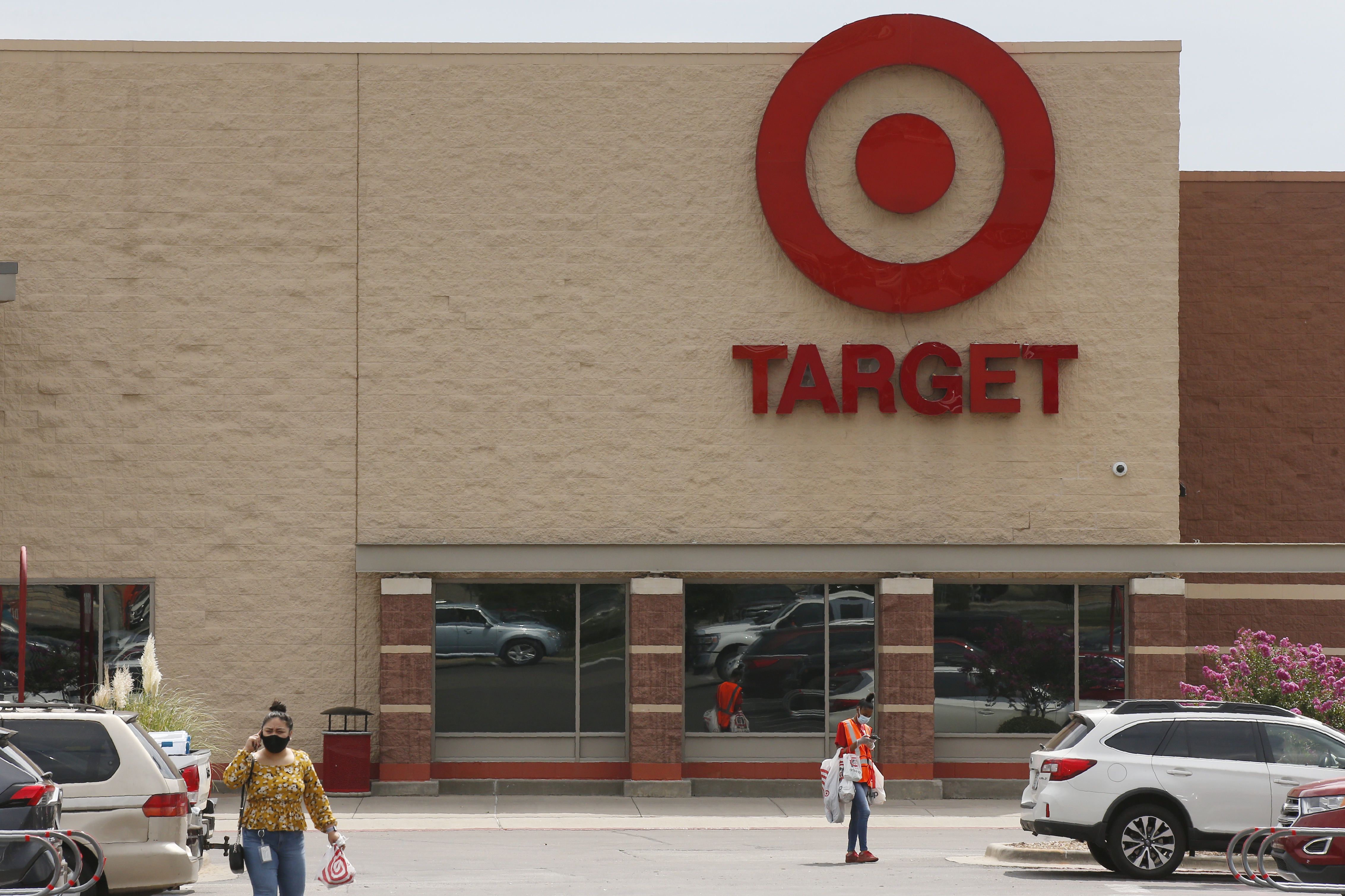 Target Offering Shopping Appointments During Holiday Season The Washington Post