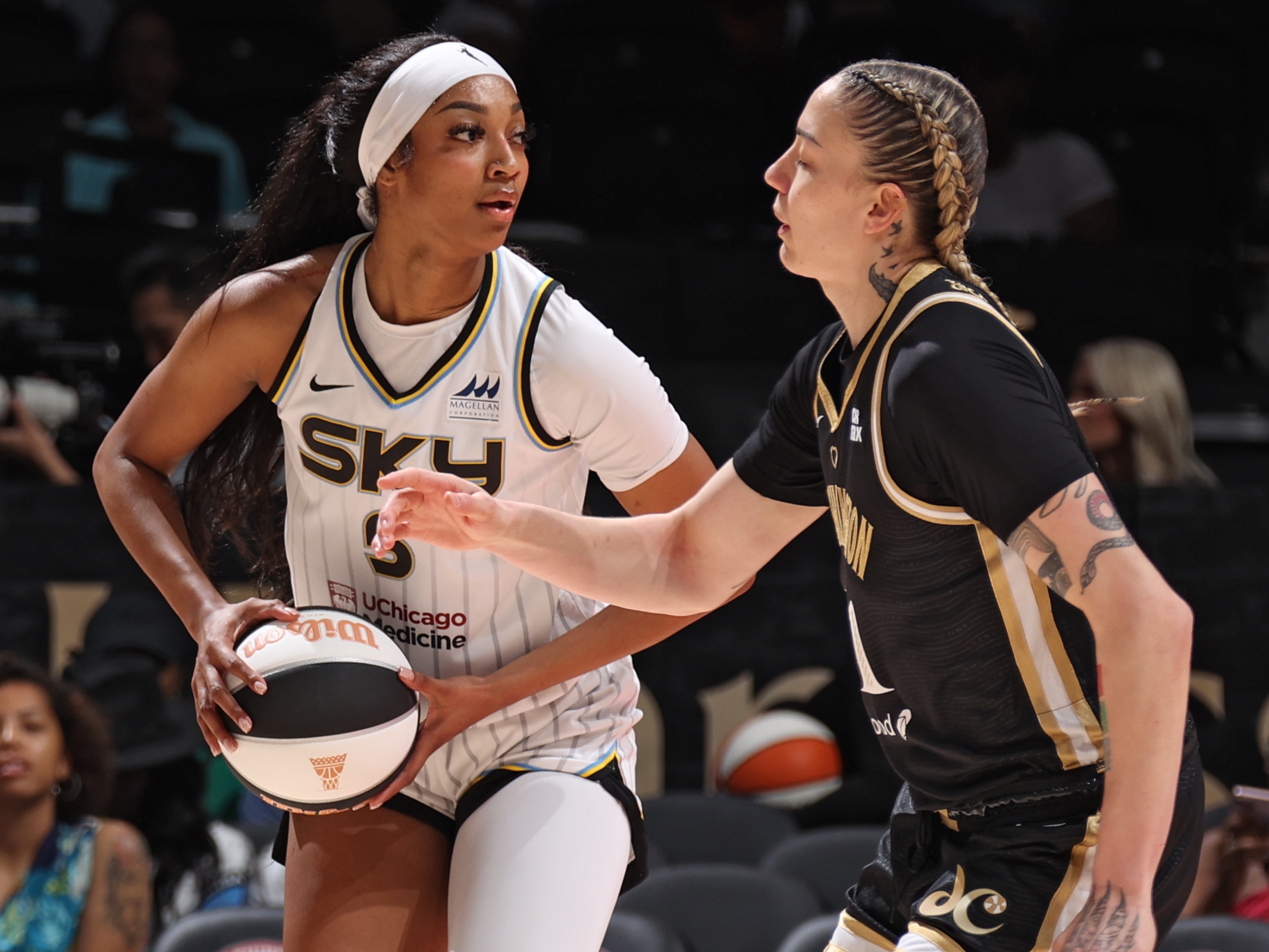 Caitlin Clark and Angel Reese navigate the WNBA media circus - The Washington Post