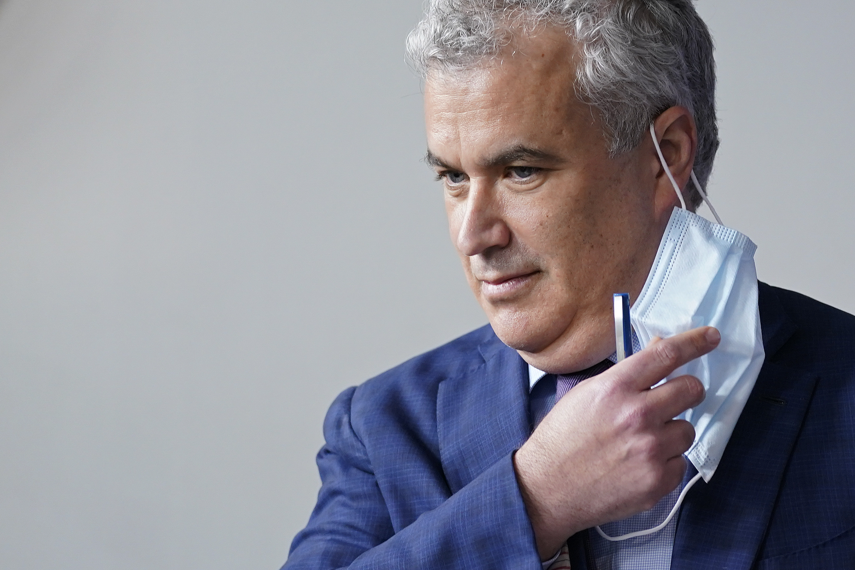 moderna ceo stephane bancel says vaccines can end pandemic in one year the washington post moderna ceo stephane bancel says vaccines can end pandemic in one year the washington post