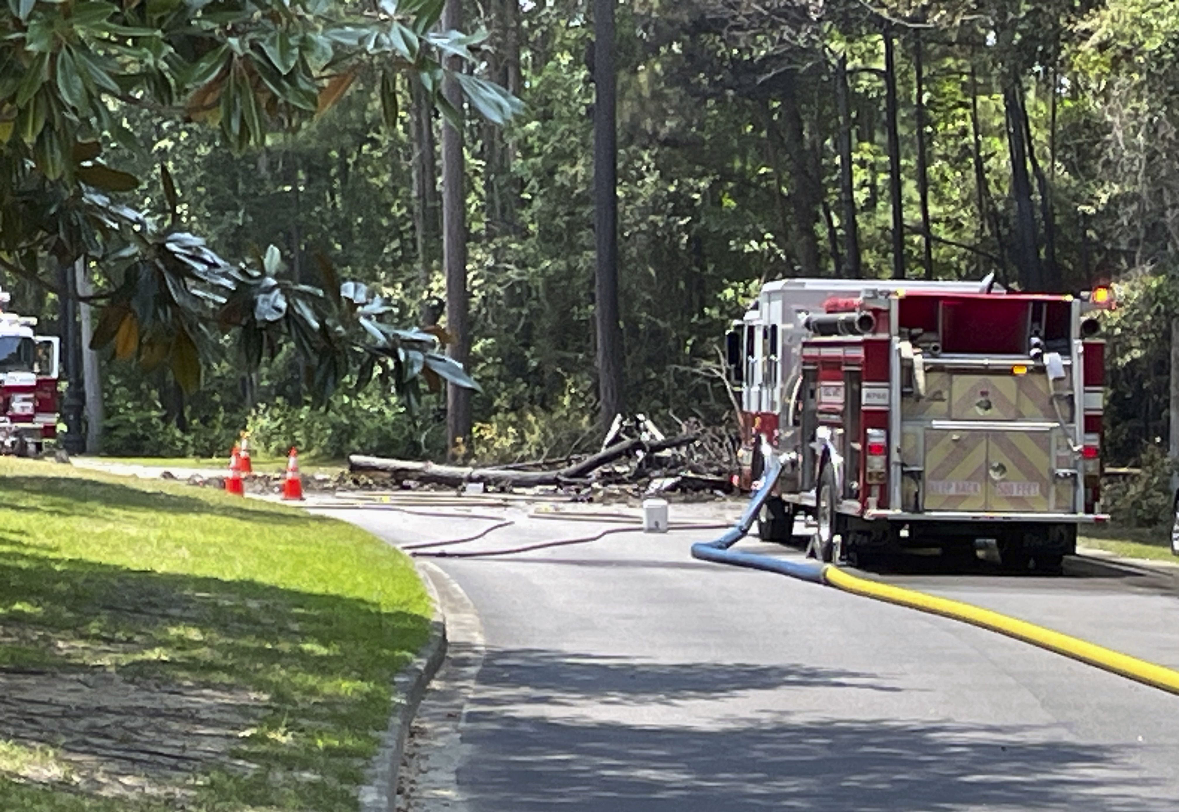 At least 1 person is dead in a fiery small plane crash in South Carolina beach resort - Vimarsana News