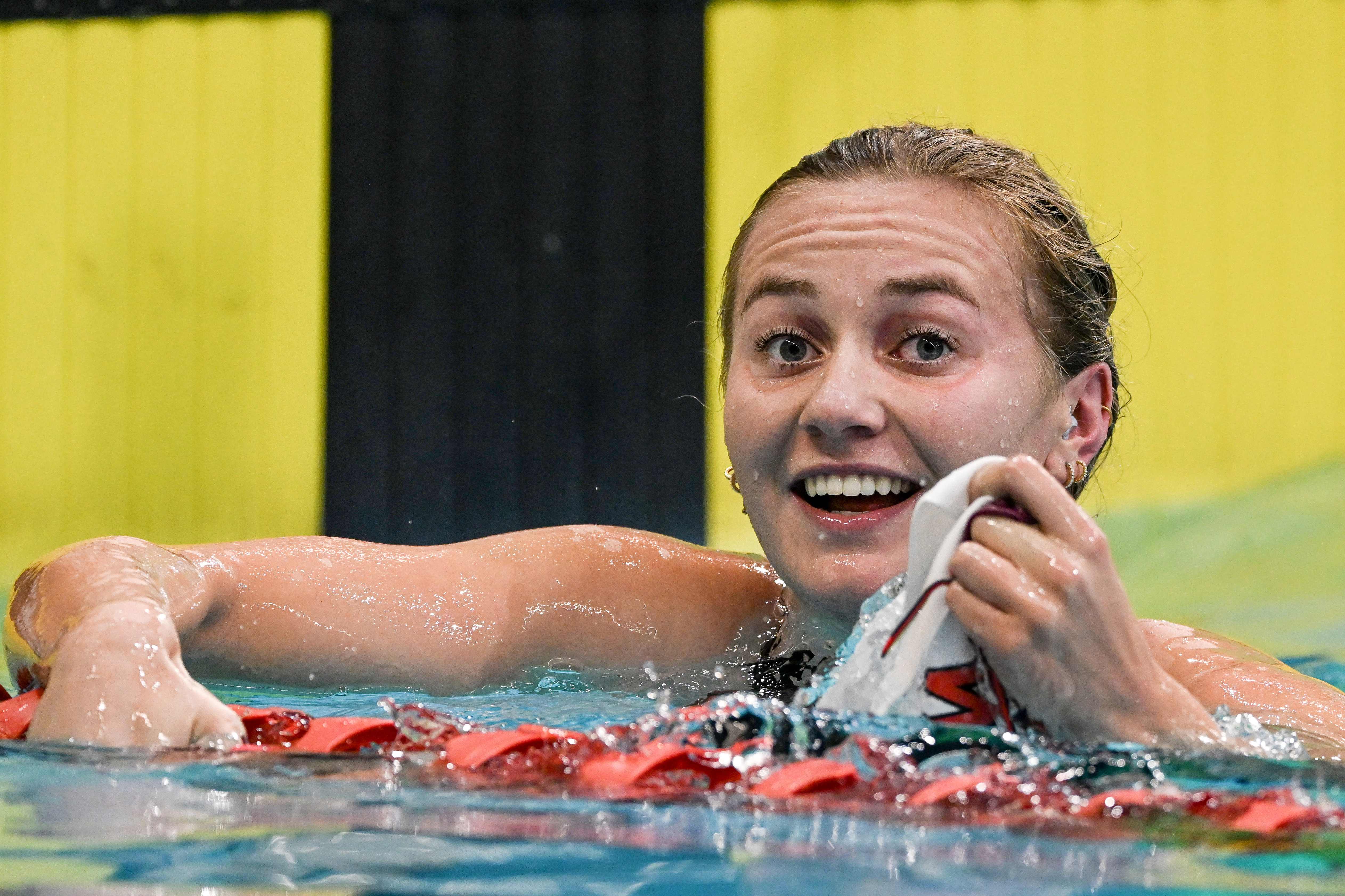 Ariarne Titmus breaks Katie Ledecky's 400 freestyle world record - The  Washington Post