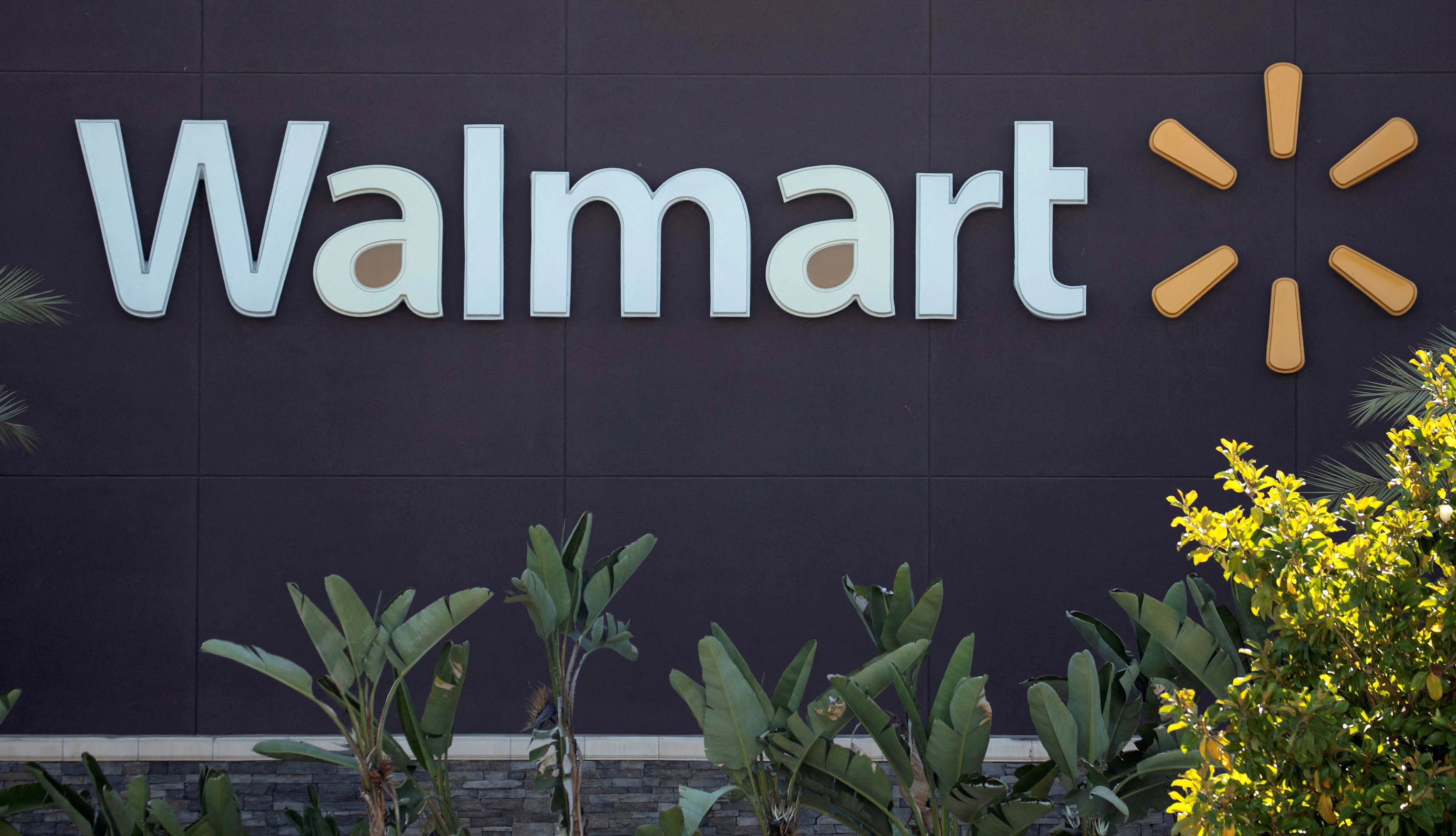 Ftc Sues Walmart Alleging It Let Scammers Access Money Transfer Service The Washington Post