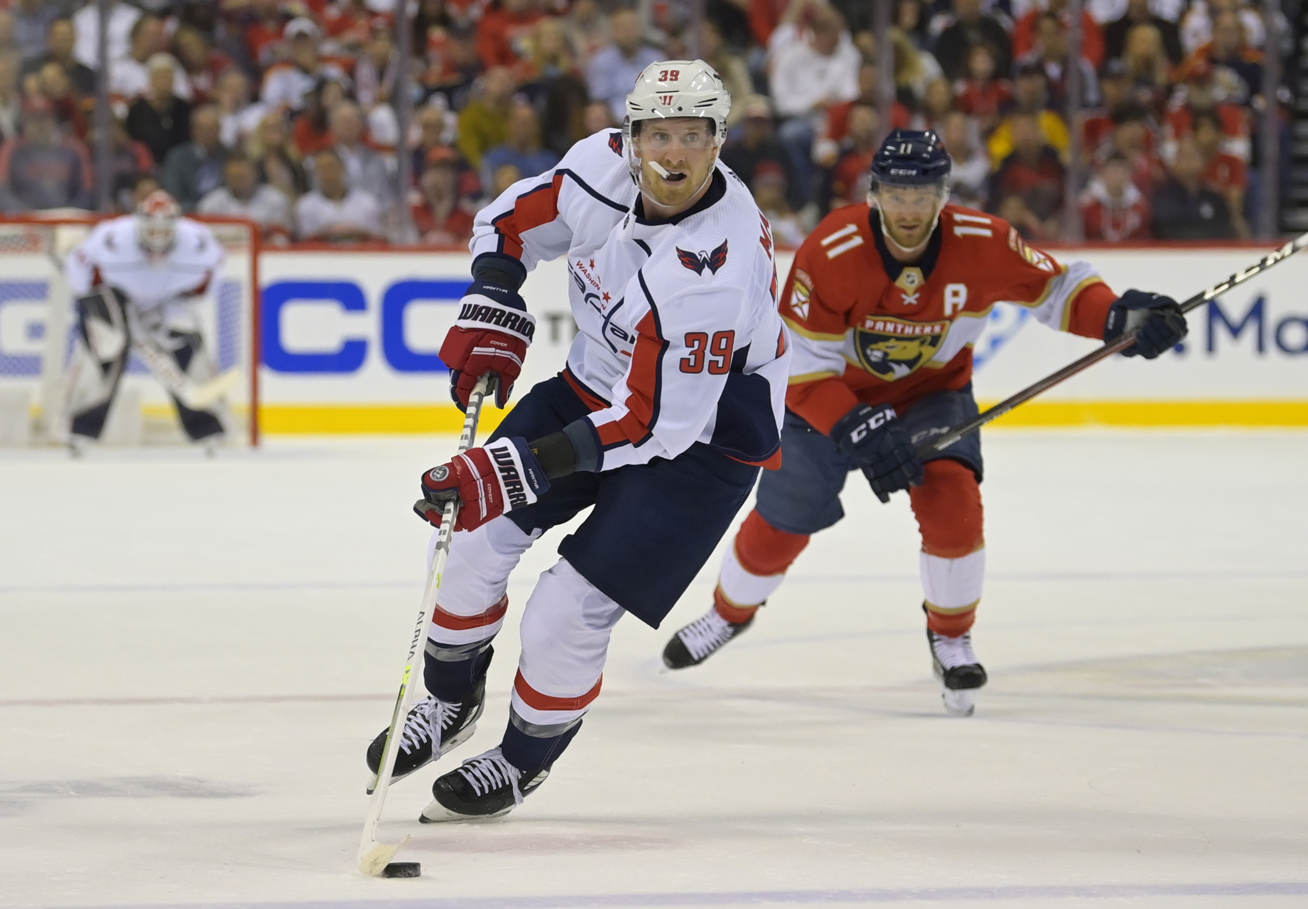 Anthony Mantha helps lift Capitals in 