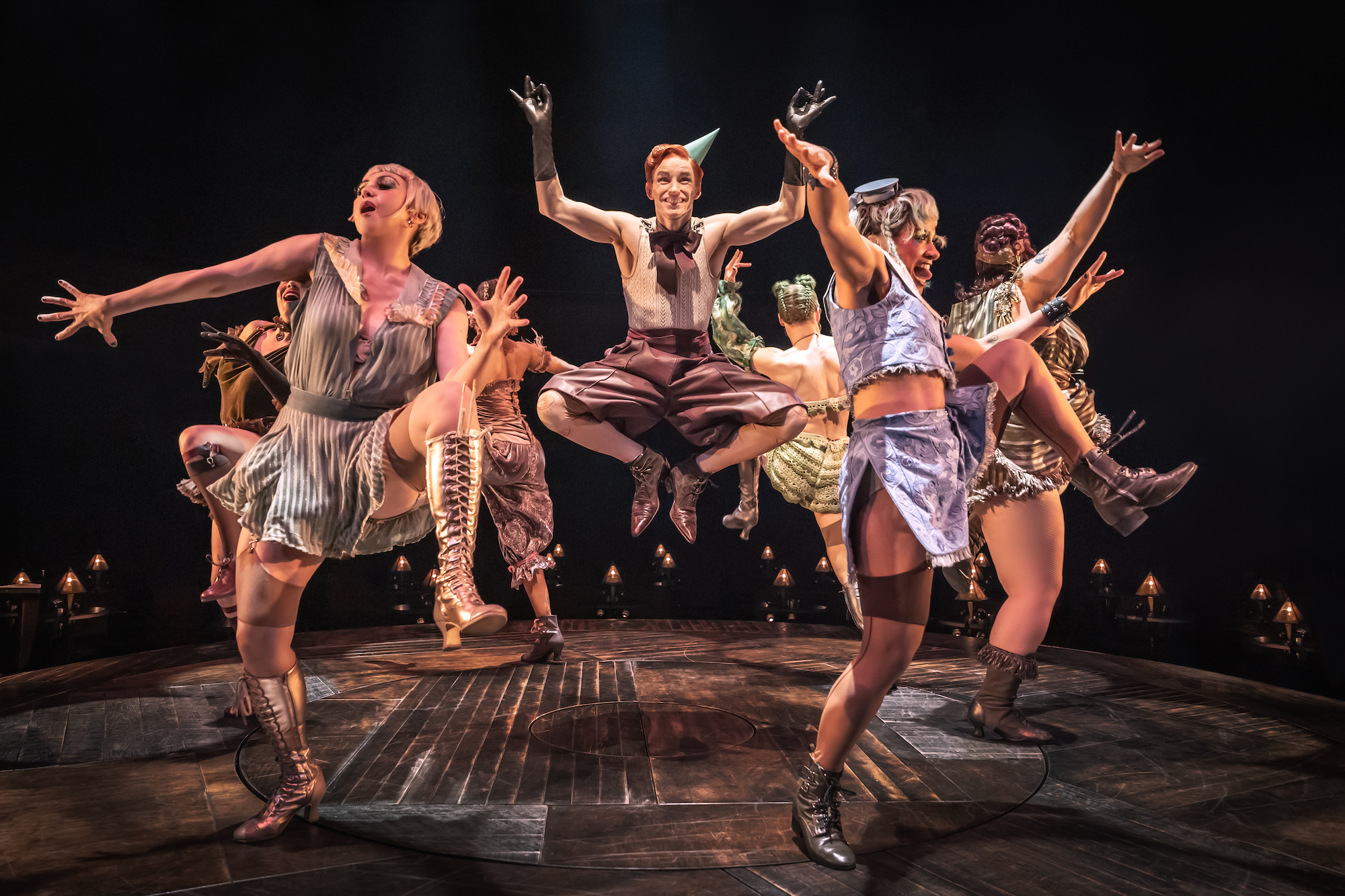 Rachel McAdams, Steve Carell and other stars are on Broadway. Here's our take. - Vimarsana News