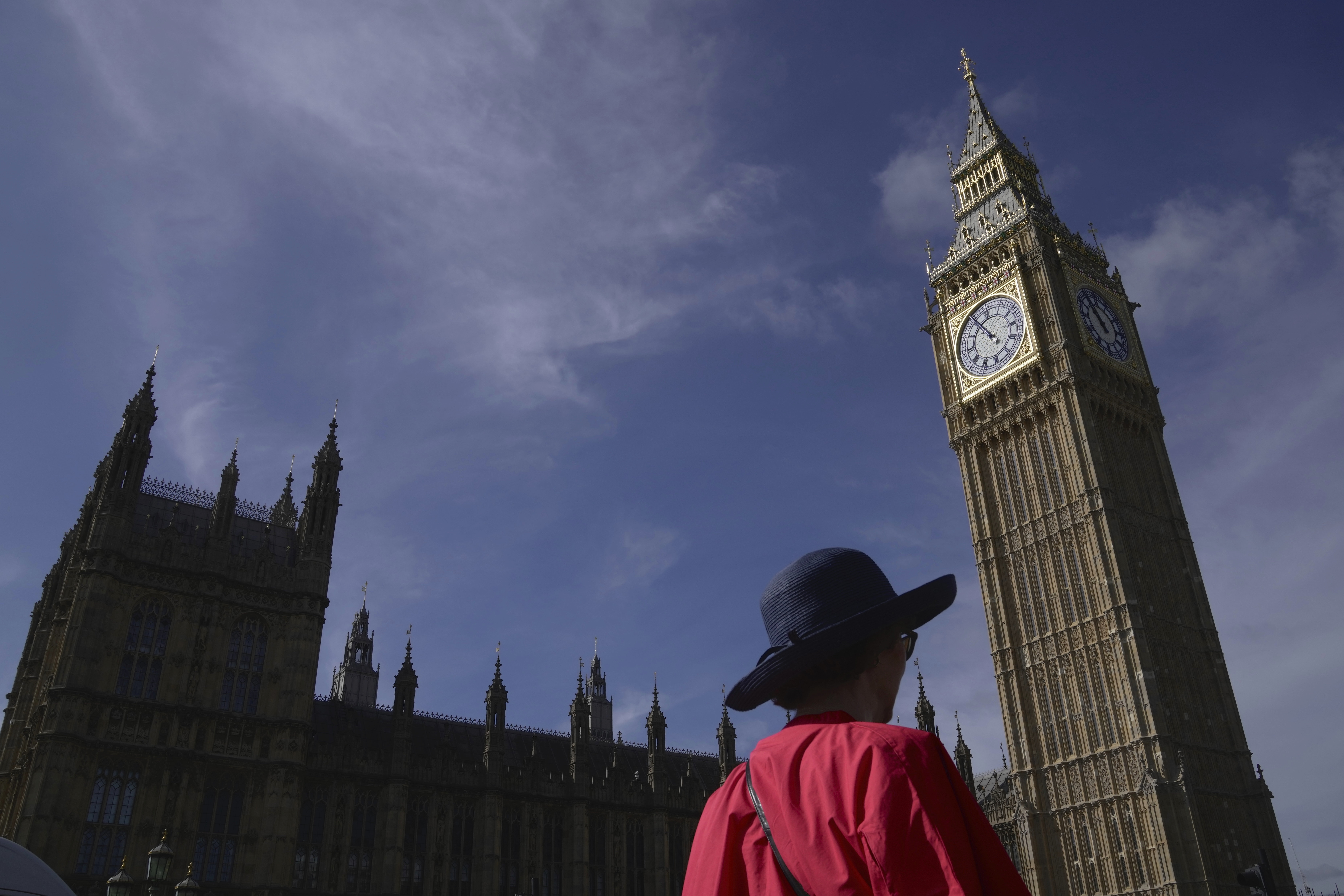 UK resists calls to label China a threat following claims a Beijing spy worked in Parliament - Vimarsana News