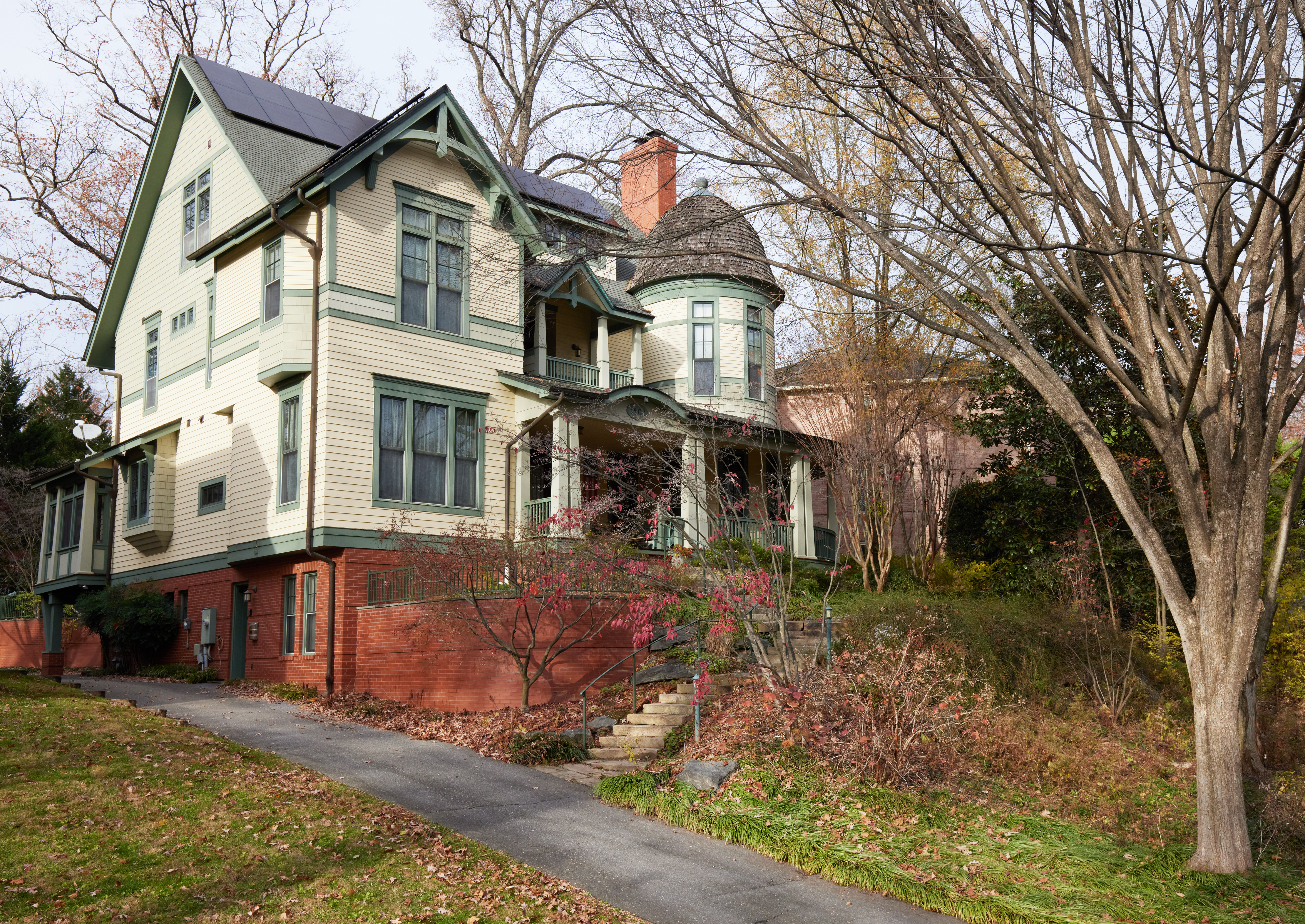 $3.2 million Bethesda house was built to look old - The Washington Post, image size:6000x4250