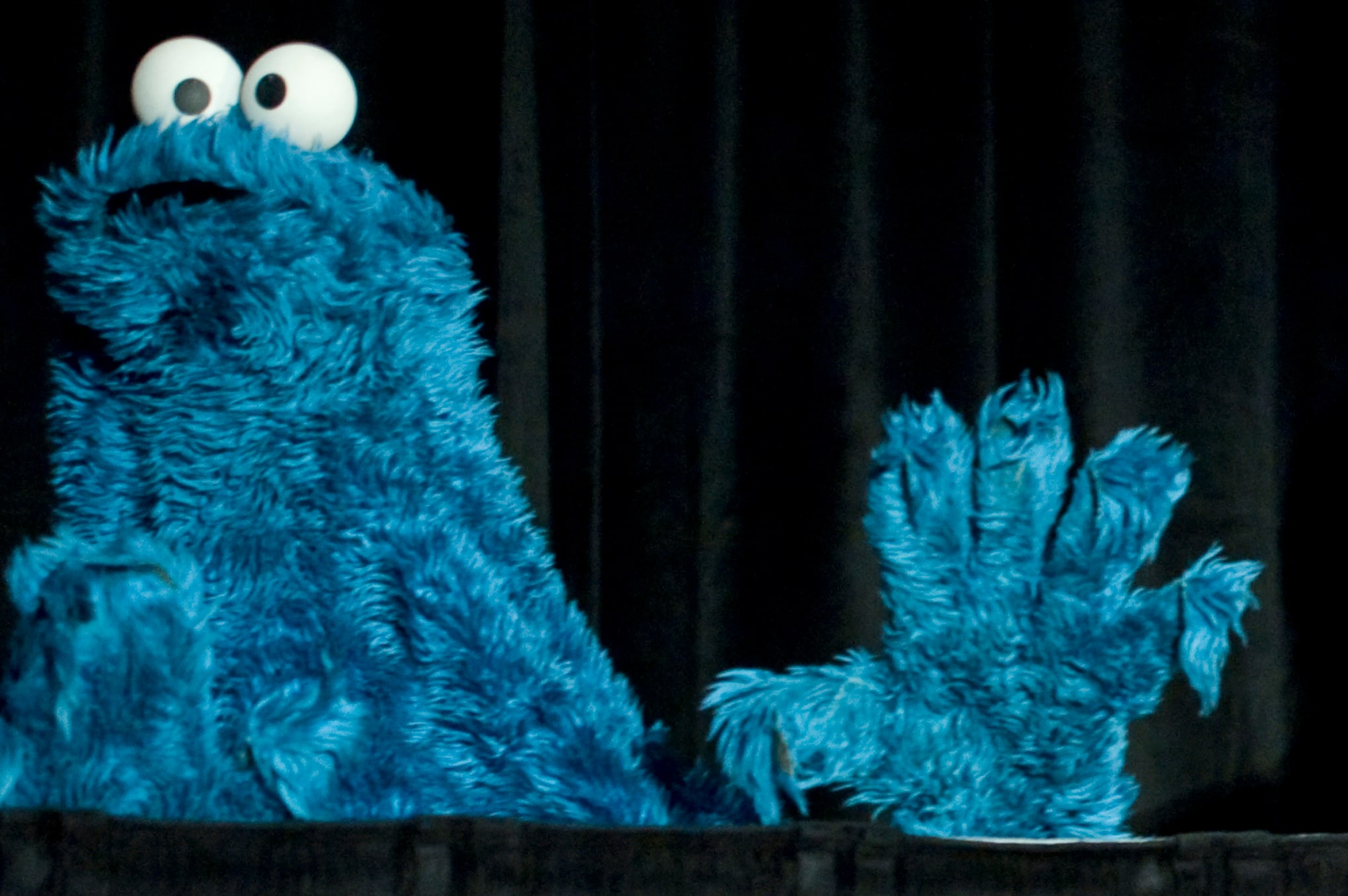 Slideshow cookie monster song magic mike.