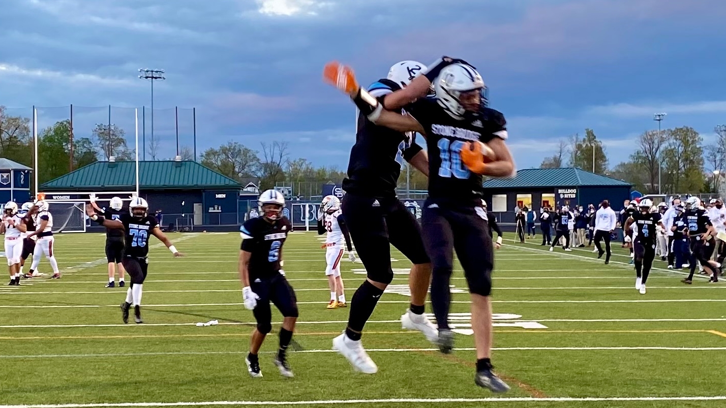 Stone Bridge Football Beats Briar Woods In Vhsl Class 5 Region C Final The Washington Post