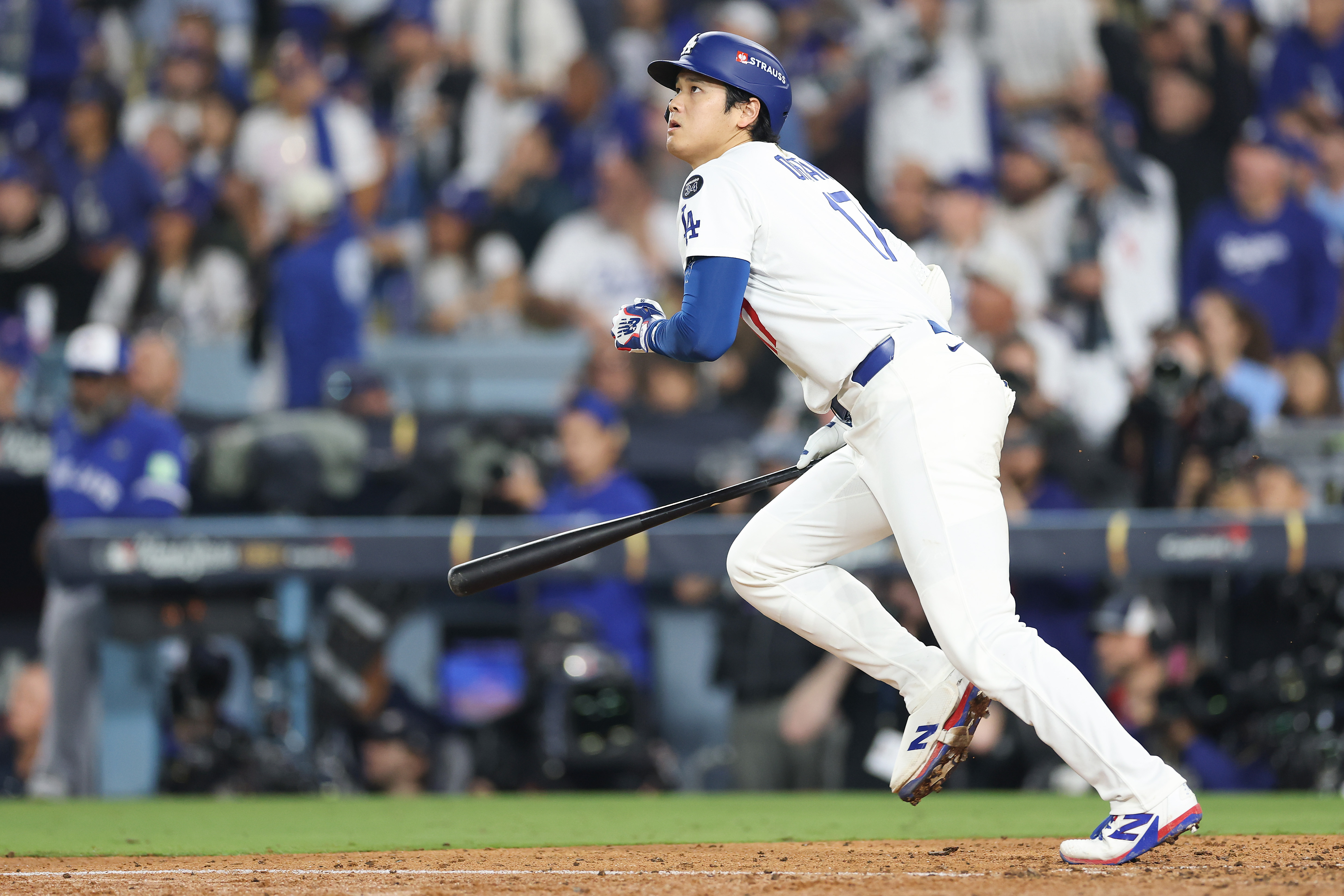 Yoshinobu Yamamoto leads Dodgers past Blue Jays in World Series