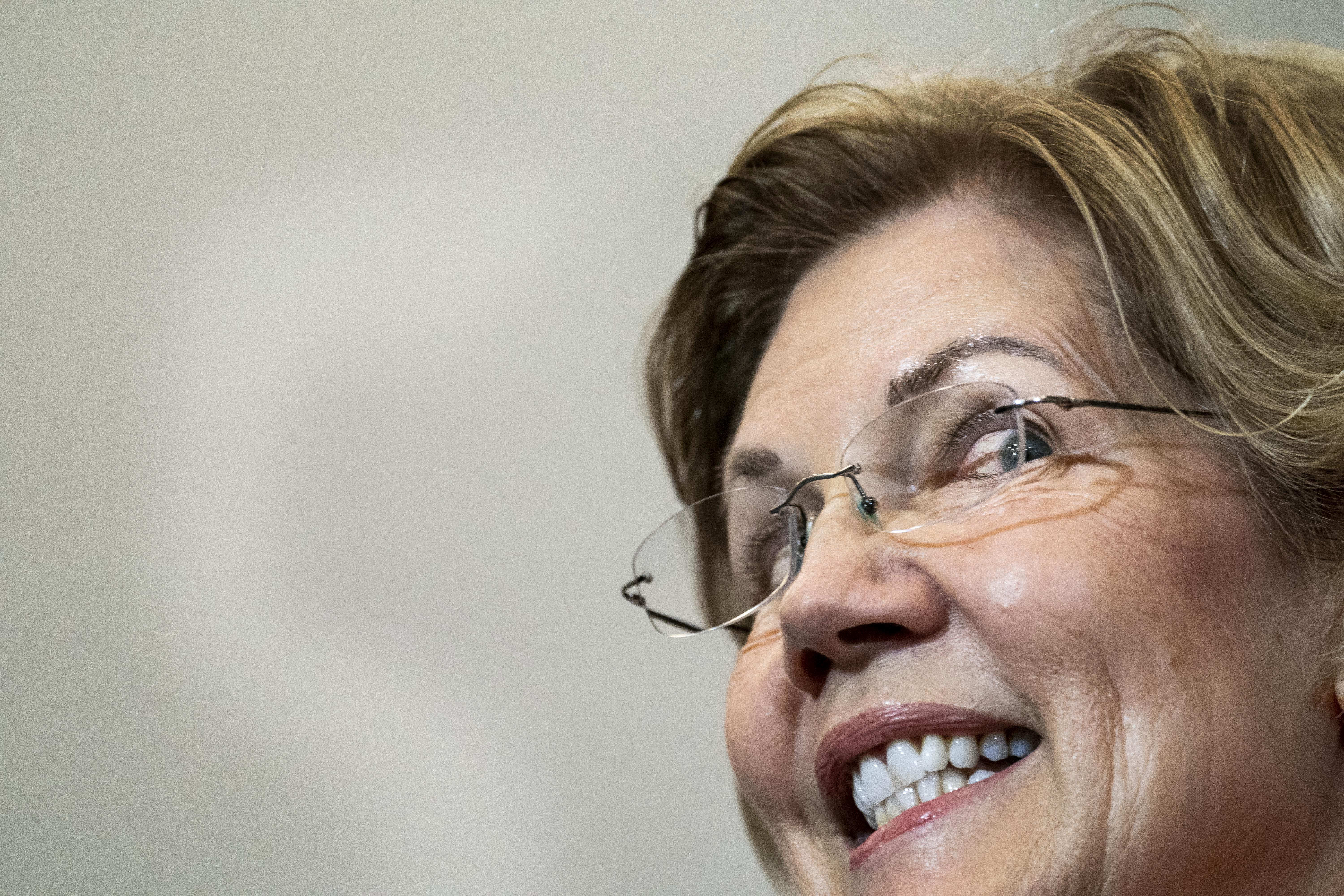 Don T Worry About What Elizabeth Warren Does Dermatologists Say You Should Wash Your Face The Washington Post