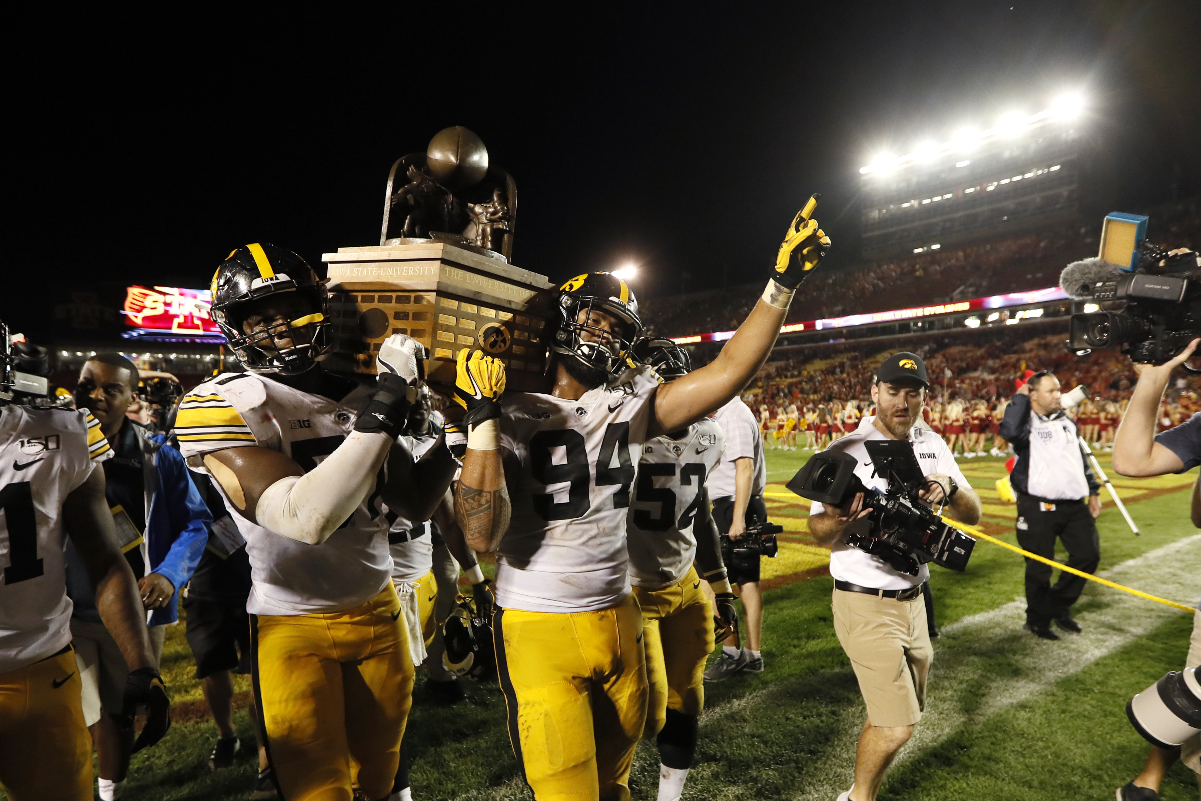 College Football Week 2 Tv Schedule All Eyes On Iowa Iowa State The Washington Post