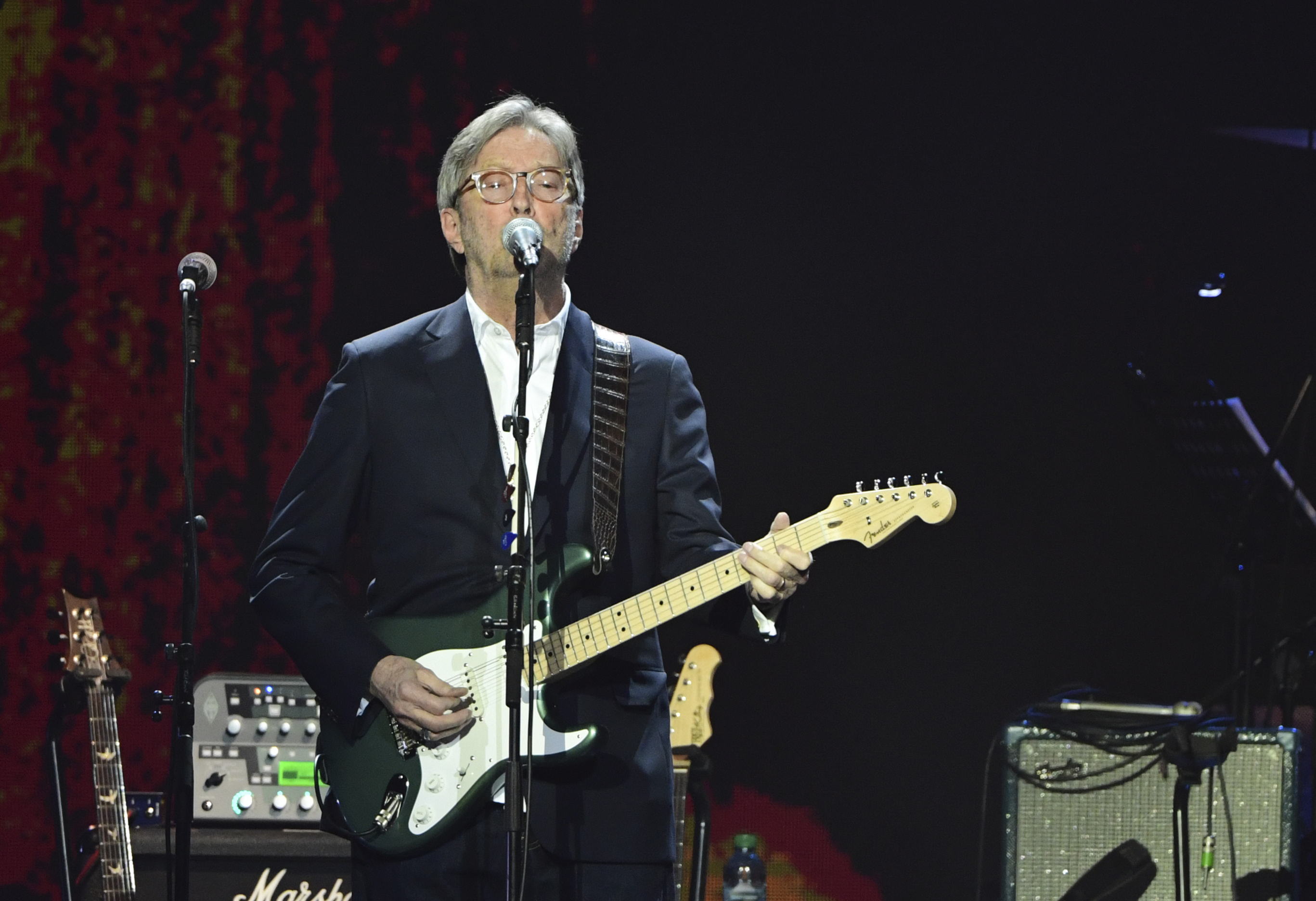eric clapton says he refuses to play venues requiring proof of coronavirus vaccination the washington post eric clapton says he refuses to play venues requiring proof of coronavirus vaccination the washington post