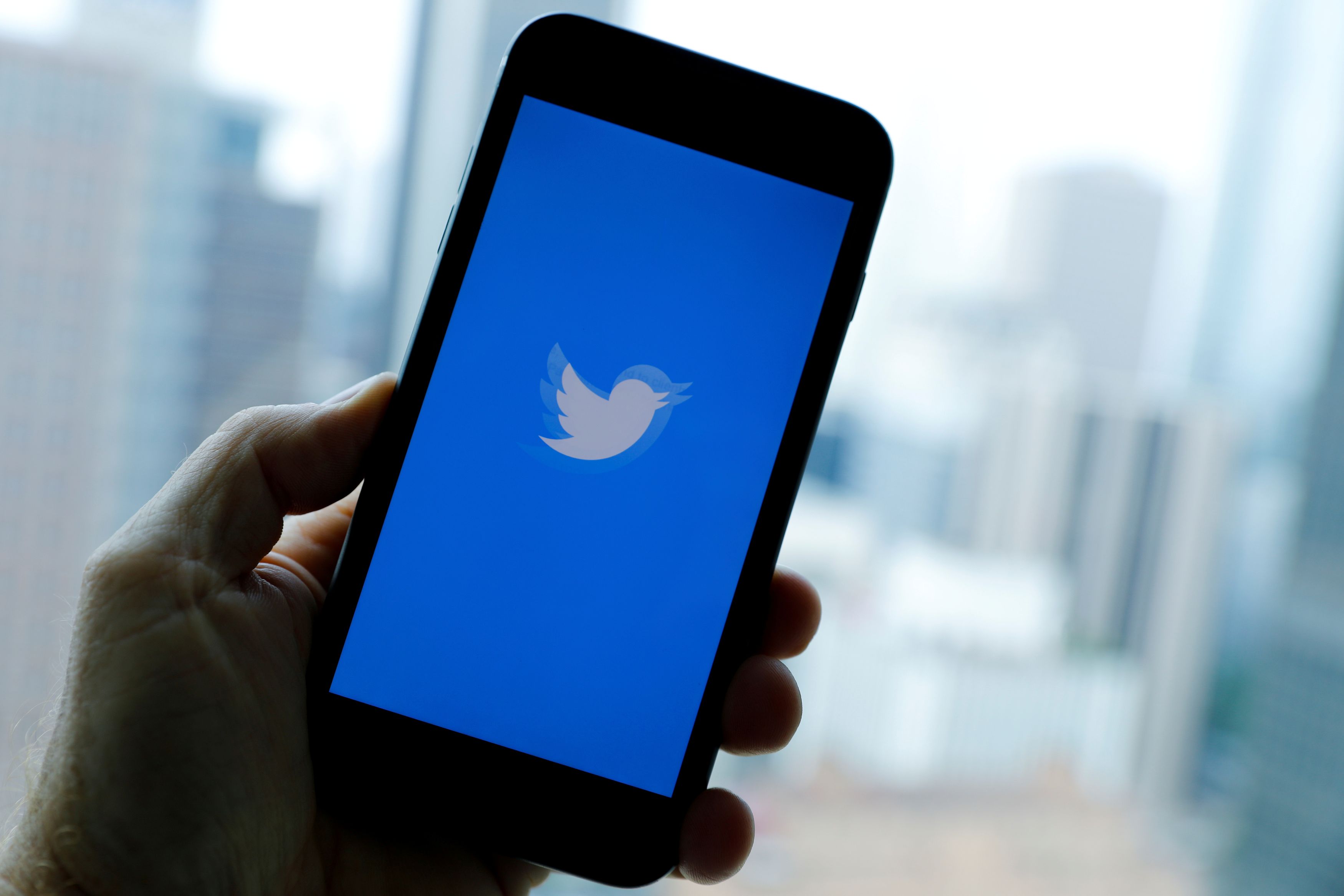 Twitter Drops Ai Cropping Tool After Discovering Bias Against Black People Men The Washington Post