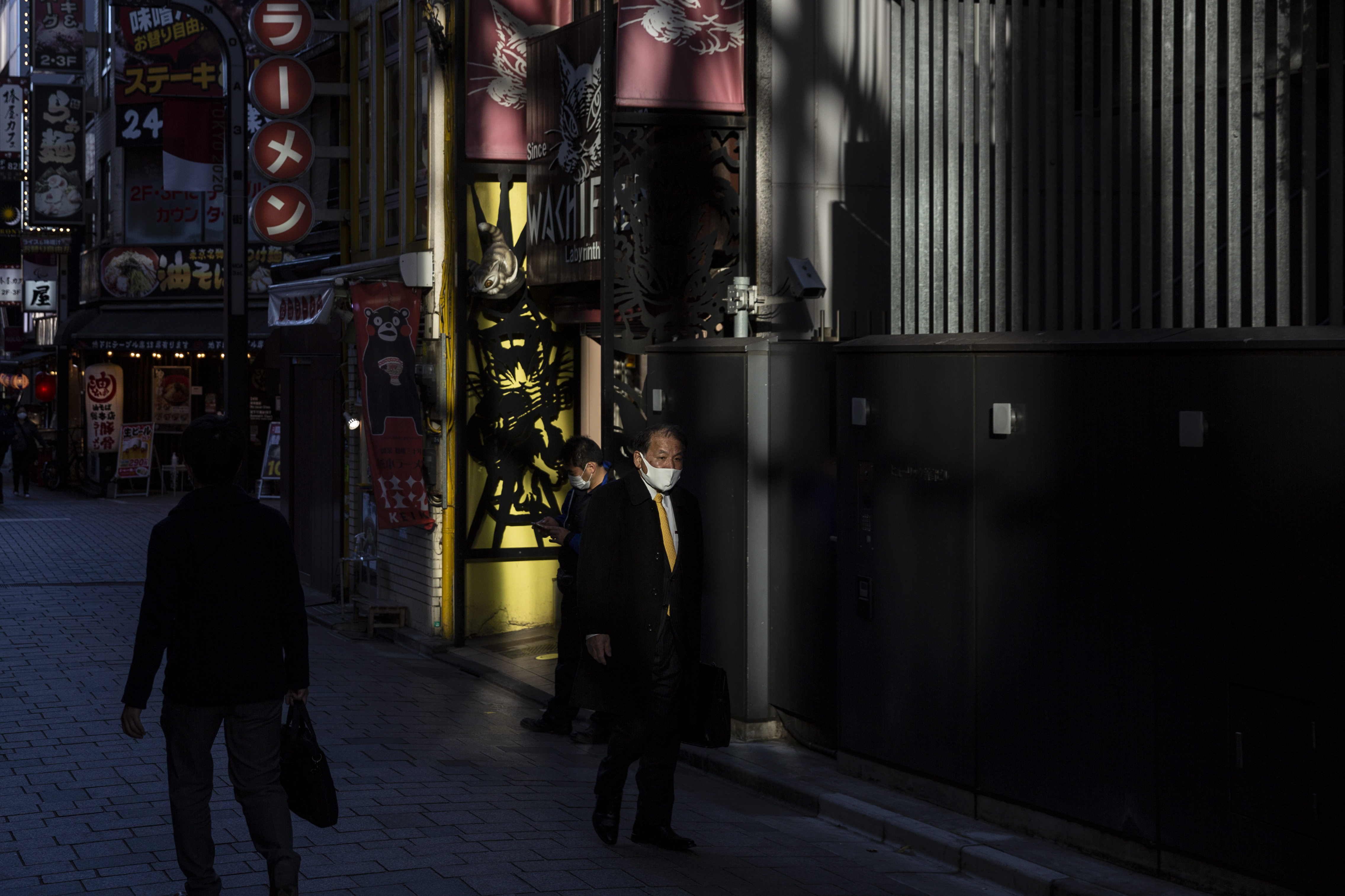 Japan S Rush For Coronavirus Vaccines Before Olympics Runs Into A Skeptical Public The Washington Post