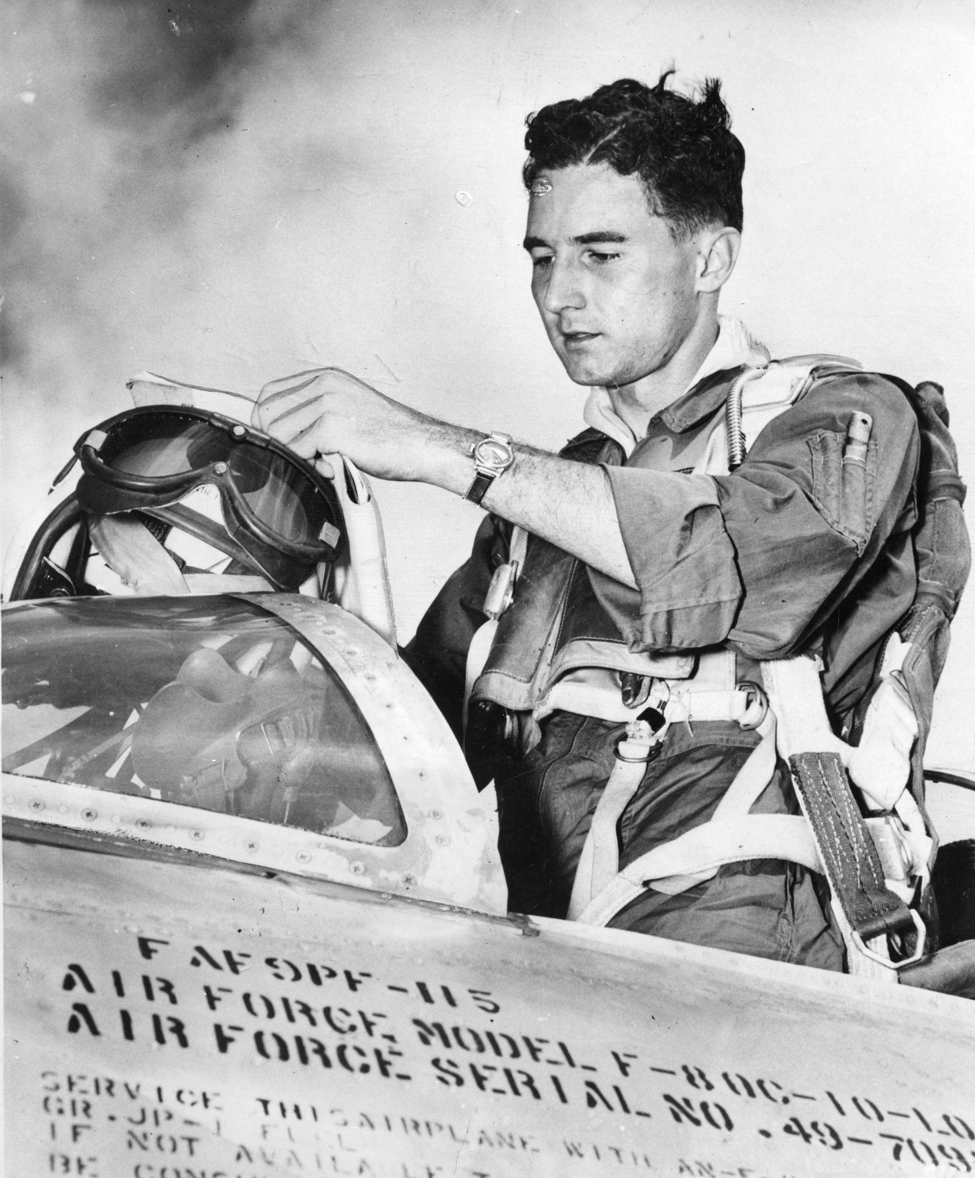 Retired Air Force Col. Ralph S. Parr, a highly decorated pilot, dies at 88 - Vimarsana News