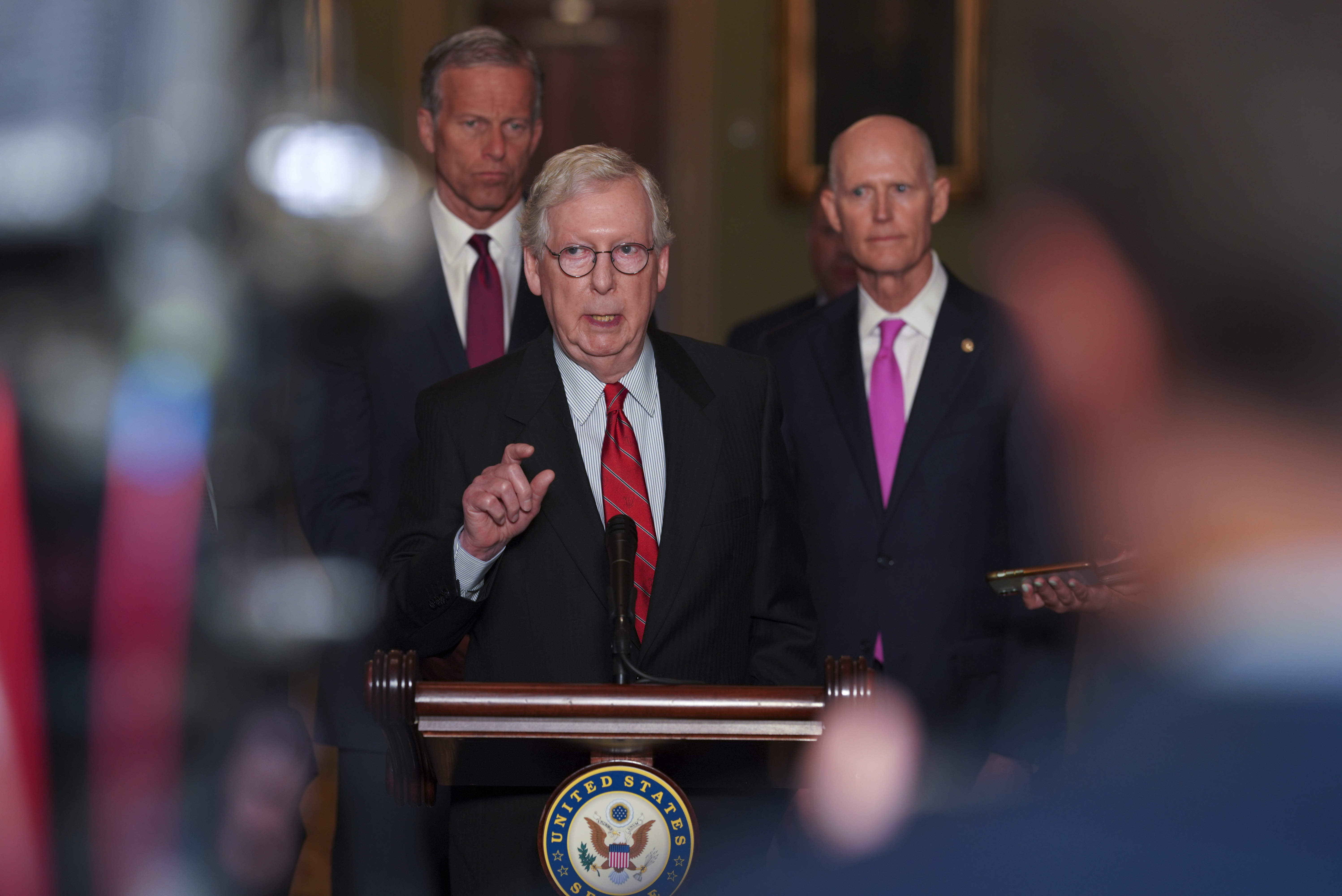 Manchin S Compromise Voting Offer Endorsed By Abrams The Washington Post