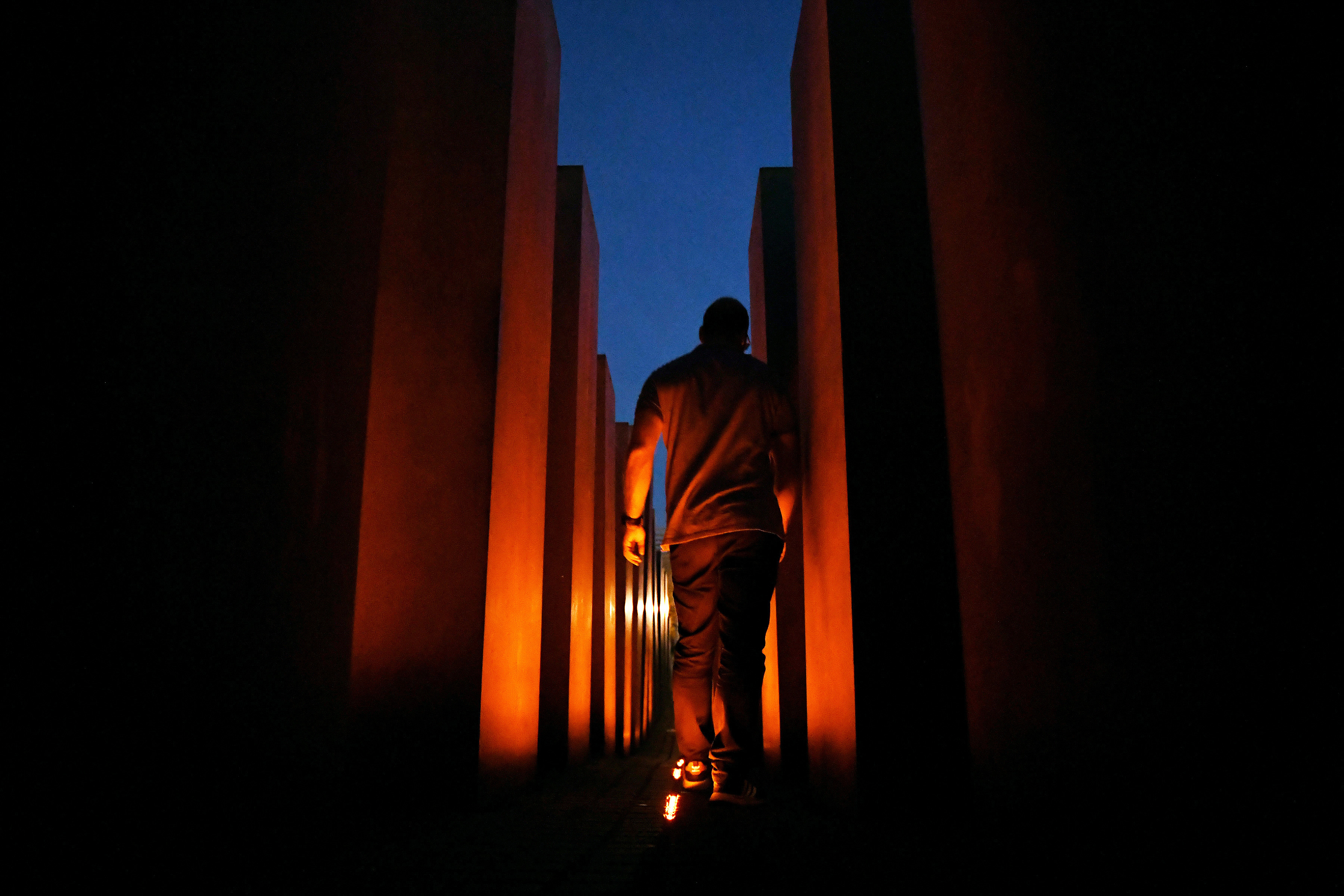 Opinion As We Debate Alexandra Ocasio Cortez S Concentration Camp Comments Never Forget Is Dead In Europe The Washington Post