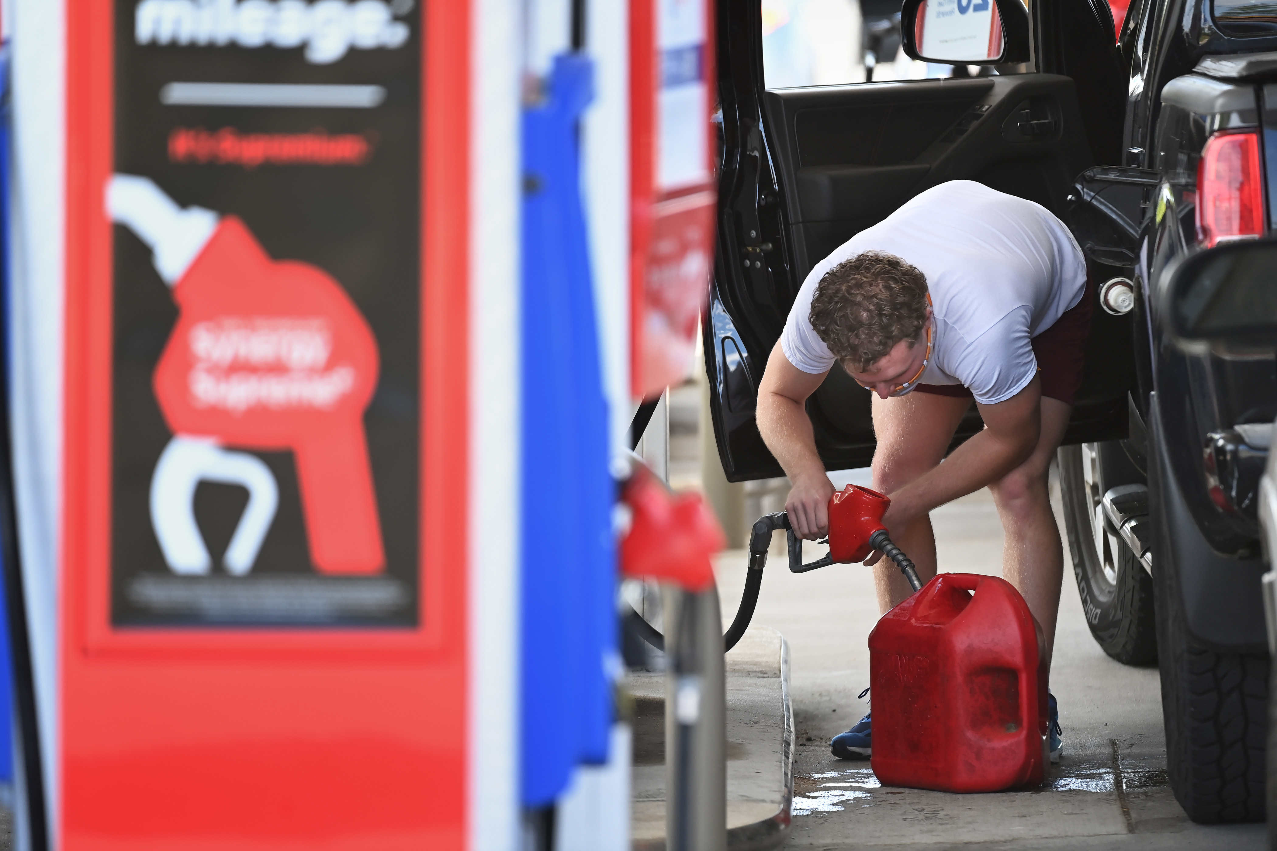 The Gas Shortage Is Another Recent Example Of Americans Making Things Worse For One Another The Washington Post