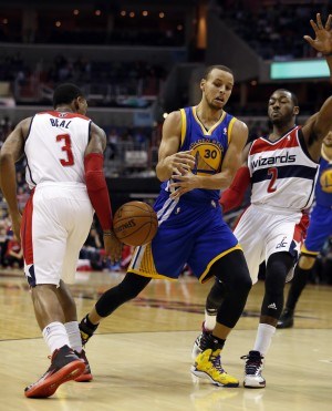 Wizards Back Court Takes On Golden State S Splash Brothers The