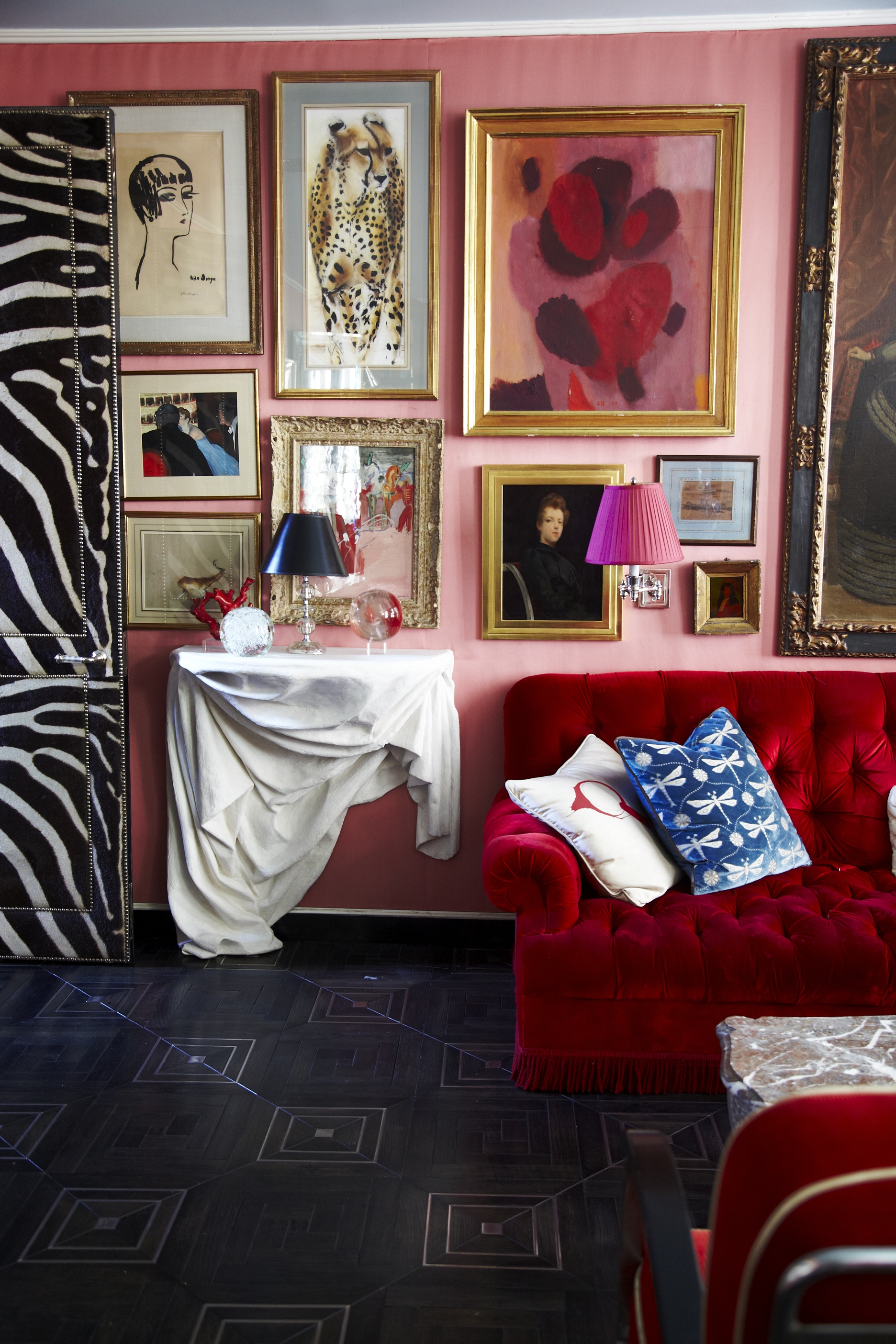 How To Make A Gallery Wall The Washington Post How To Make A Gallery Wall The Washington Post
