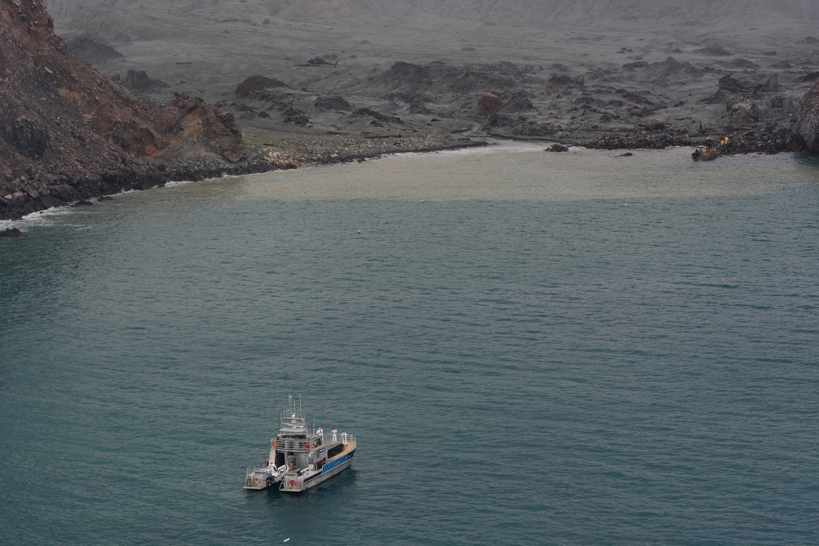New Zealand Volcano Latest News On White Island Eruption The Washington Post