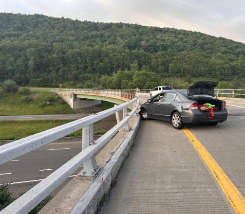 Woman accused of killing 3 roommates is arrested after high-speed chase - Vimarsana News