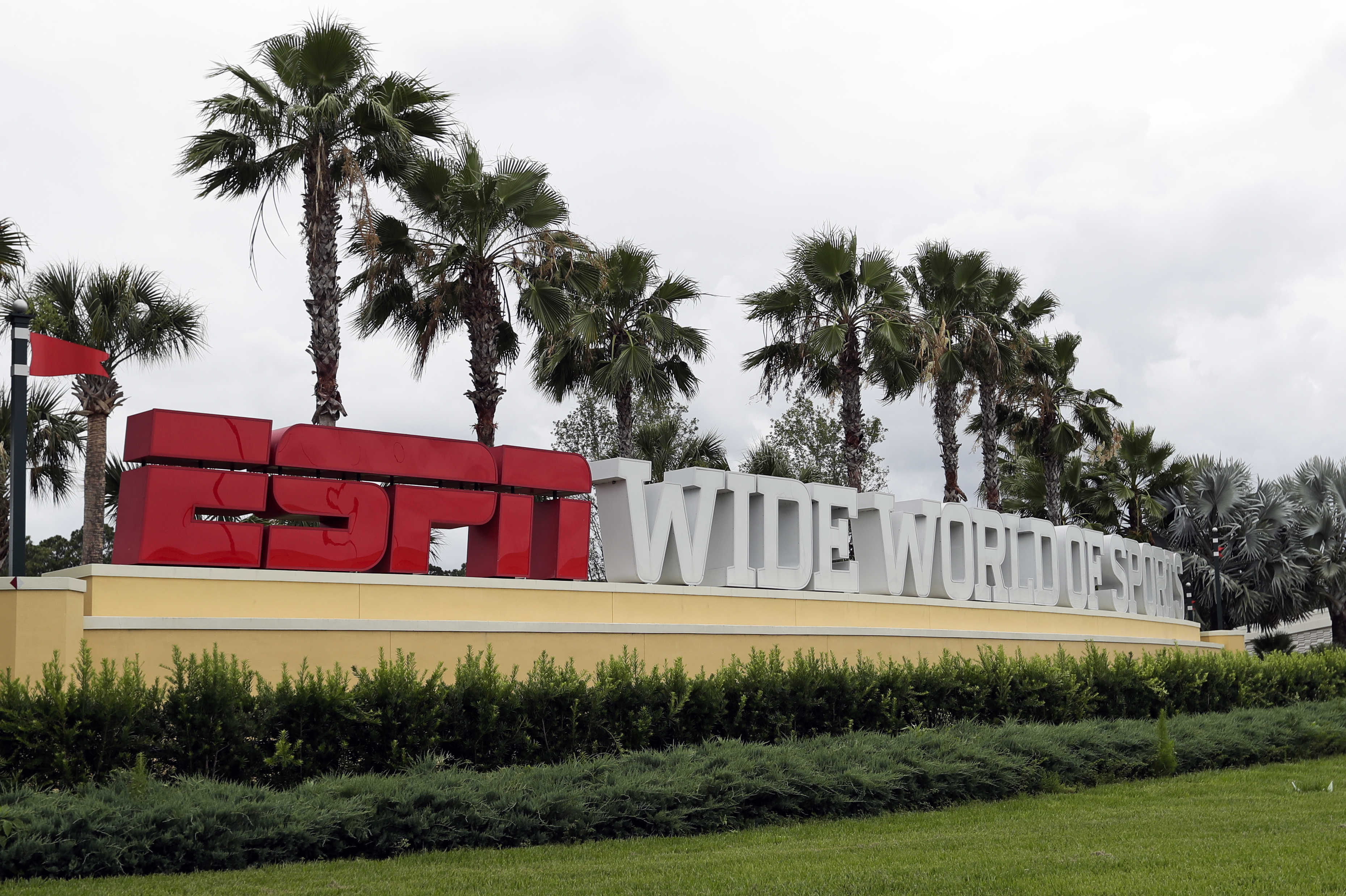 Nba Looks To Return July 31 At Espn S Wide World Of Sports Complex