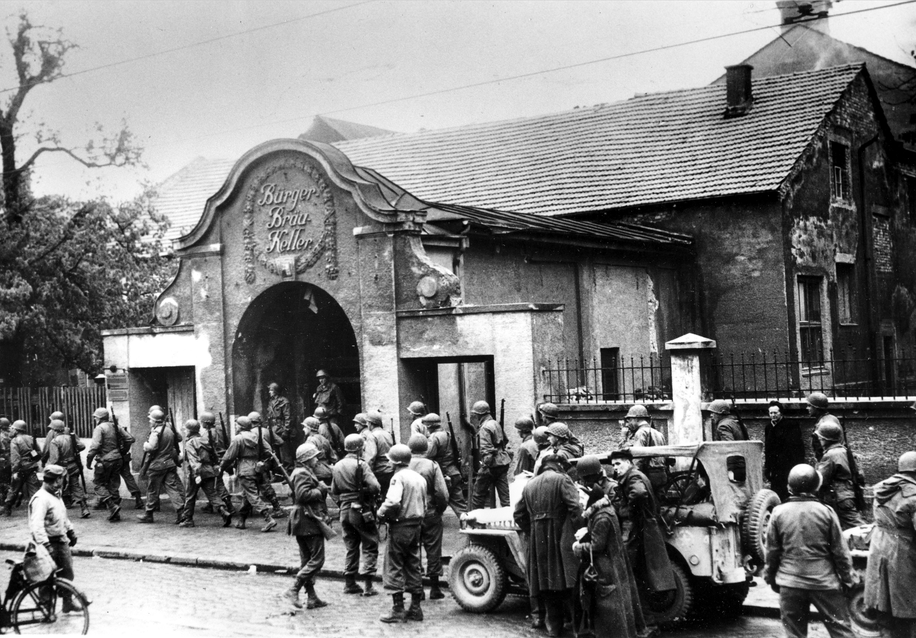 Greatest Generation' surveyed on race, sex during World War II