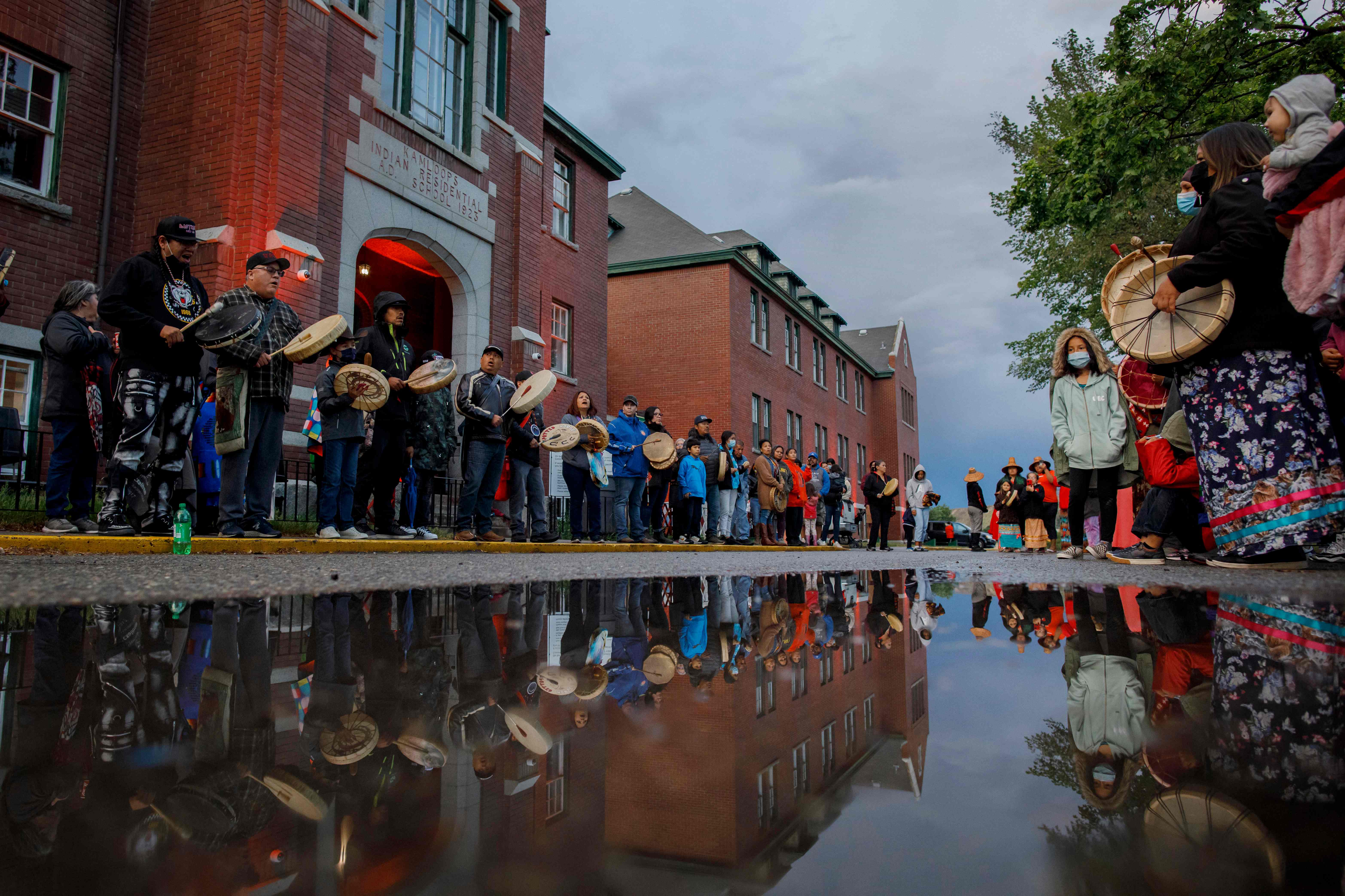 Kamloops Indian Residential School Children S Grave Canada Reckons With Its Mistreatment Of Indigenous People The Washington Post
