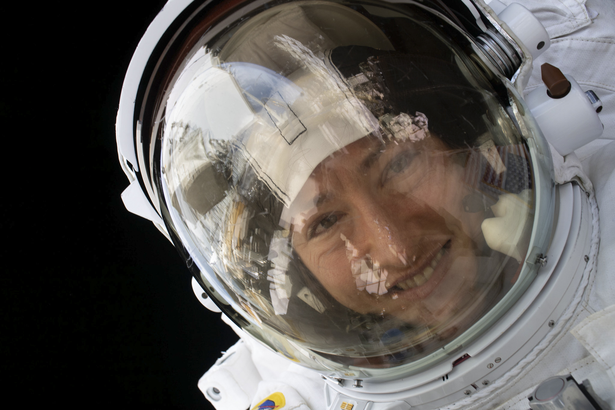 Nasa Astronaut Christina Koch Ends Record Stay On International Space Station The Washington Post