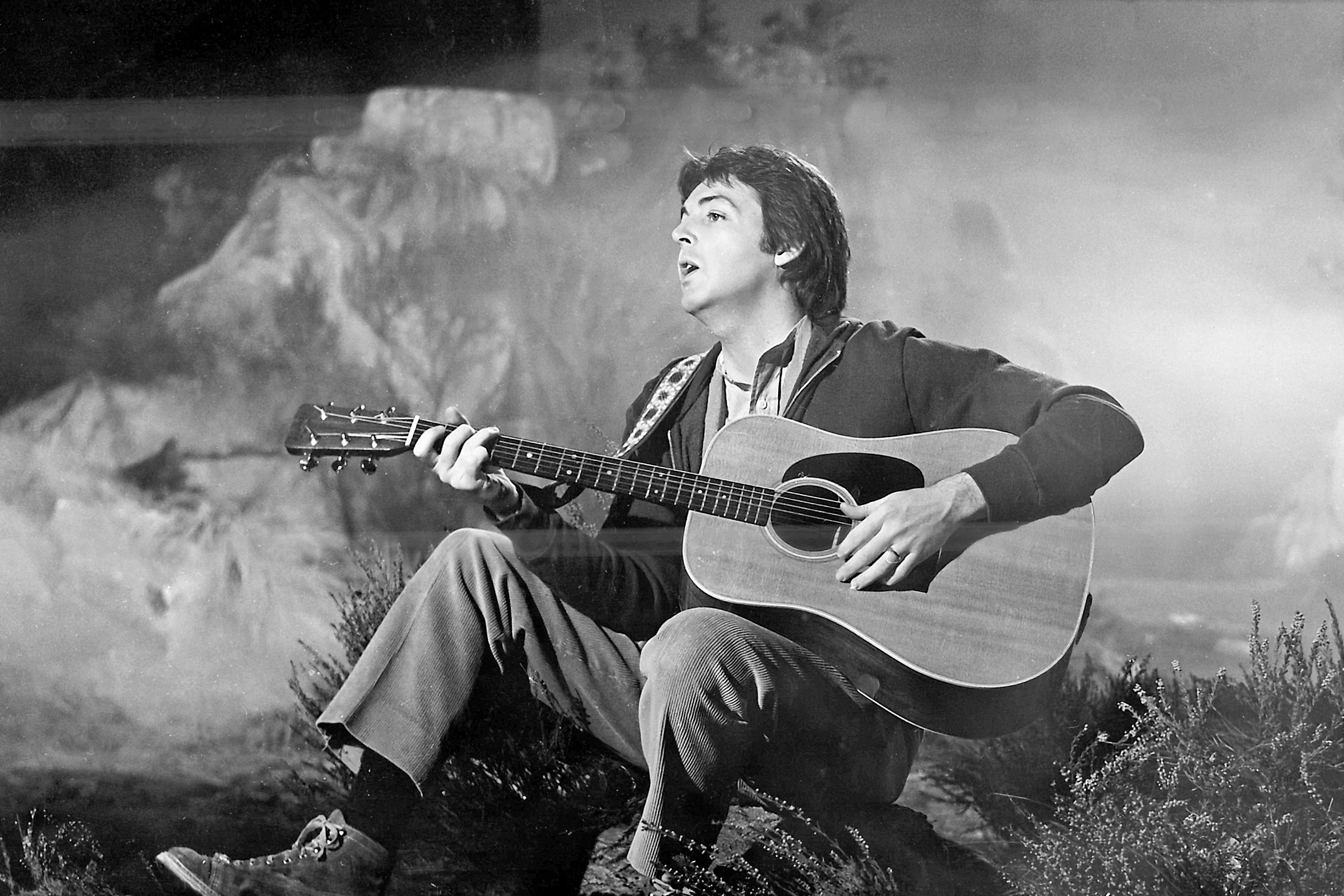 Review of The McCartney Legacy Volume 2 by Kozinn and Sinclair