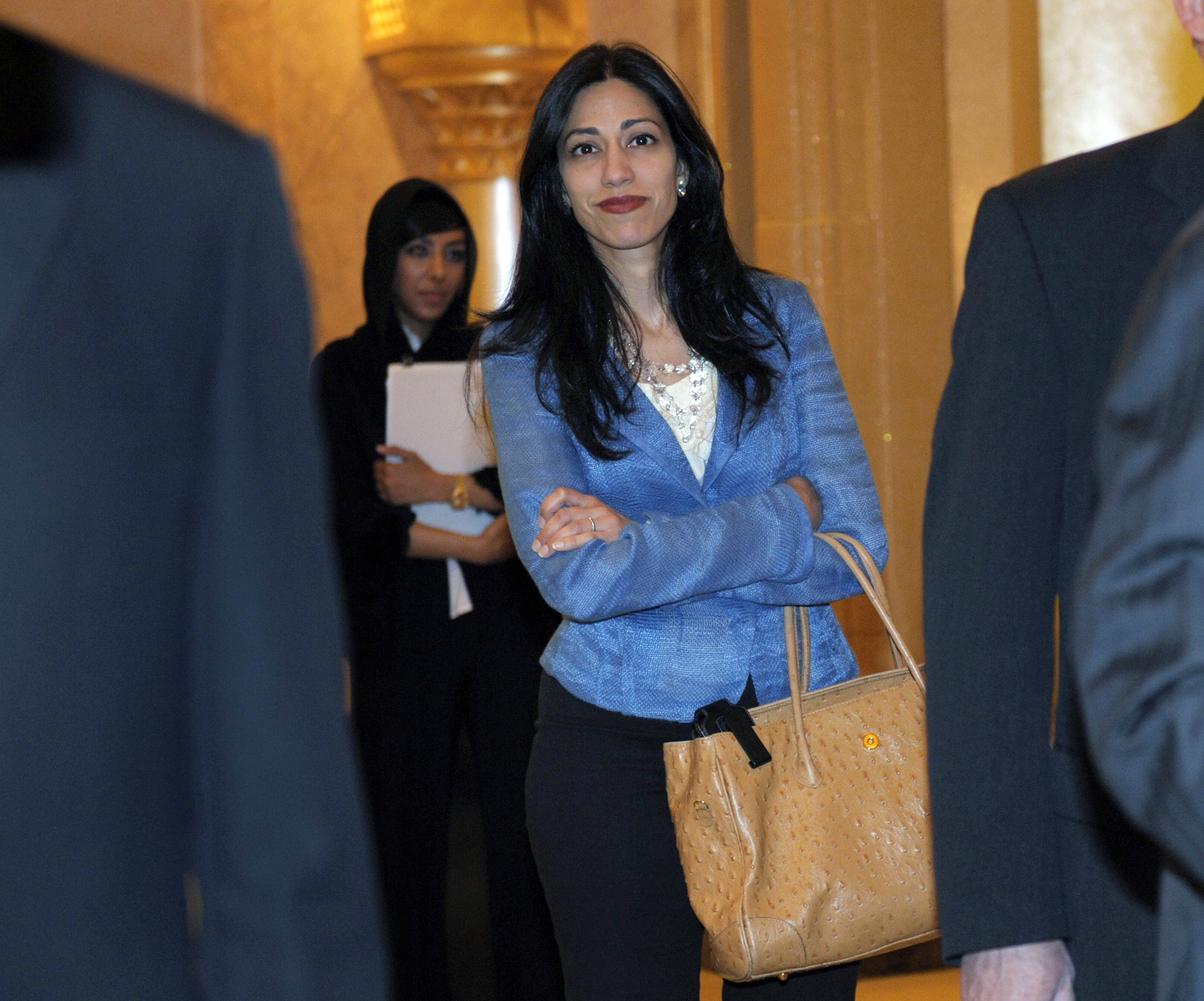 When Did Huma Abedin Decide To Leave Anthony Weiner A Photo Timeline The Washington Post