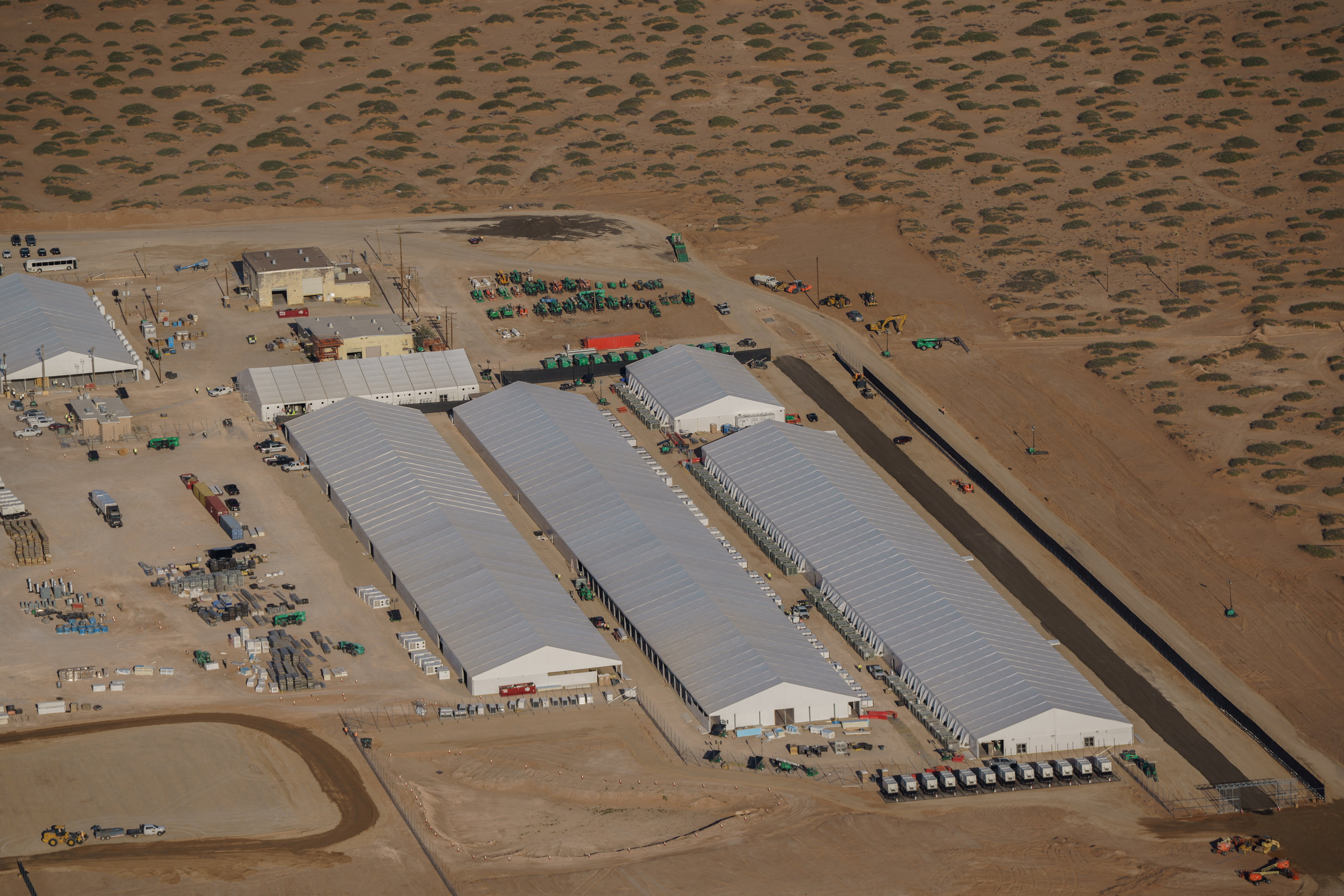 (Paul Ratje/Reuters)