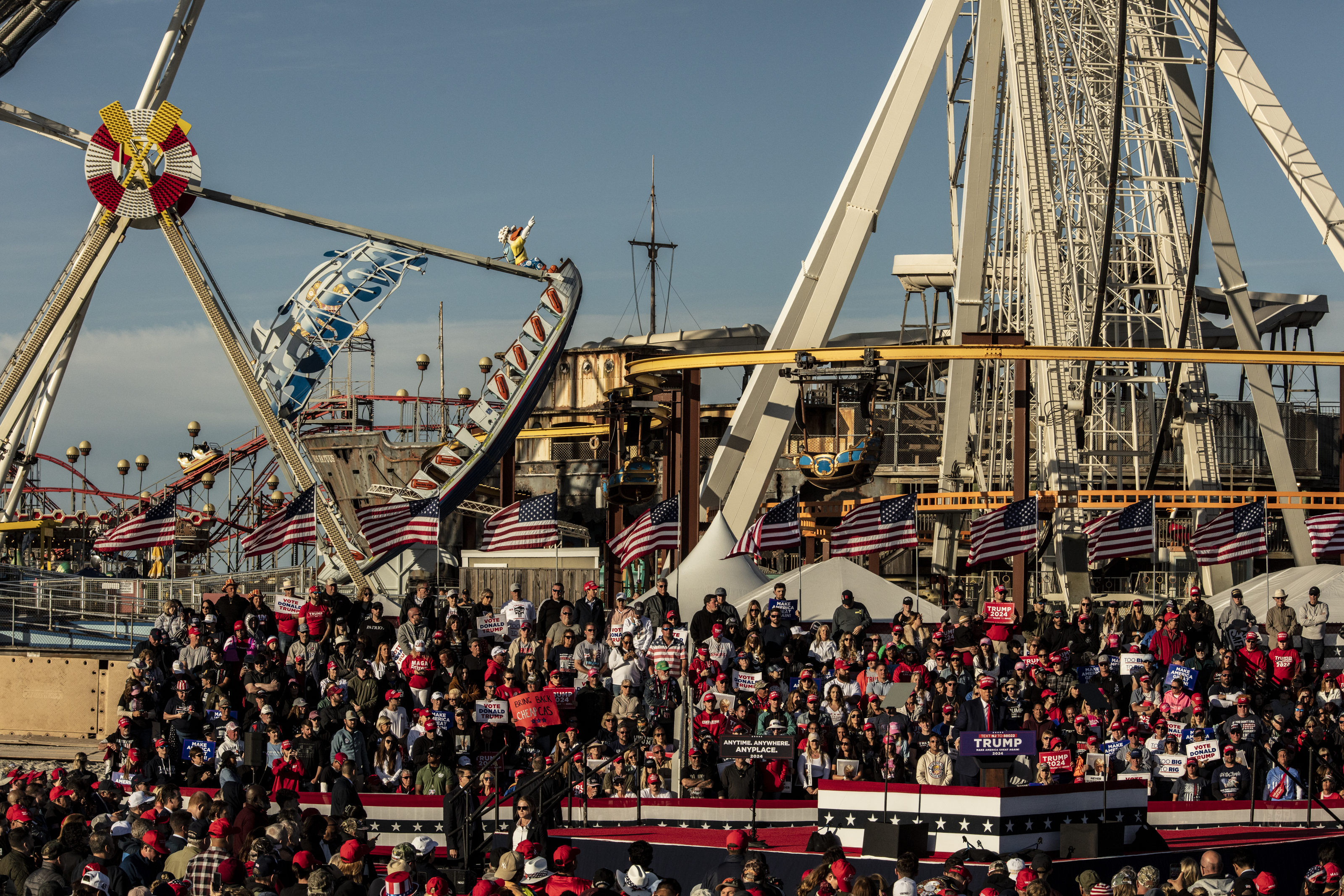 Trump insults prosecutor at Jersey Shore rally filled with vulgar