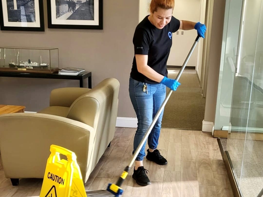SEIU seeks better wages, conditions for DC's immigrant office cleaners - Vimarsana News