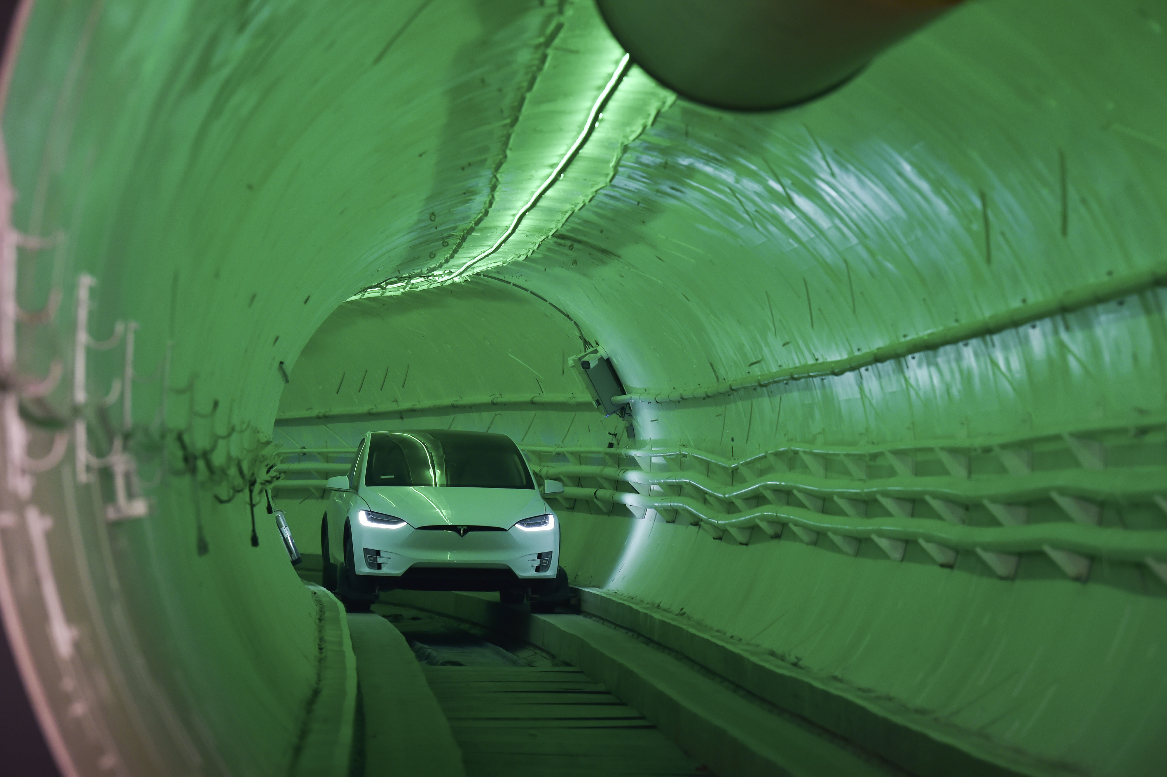 Shock Hyperloop Elon Musk Hyperloop Tunnel