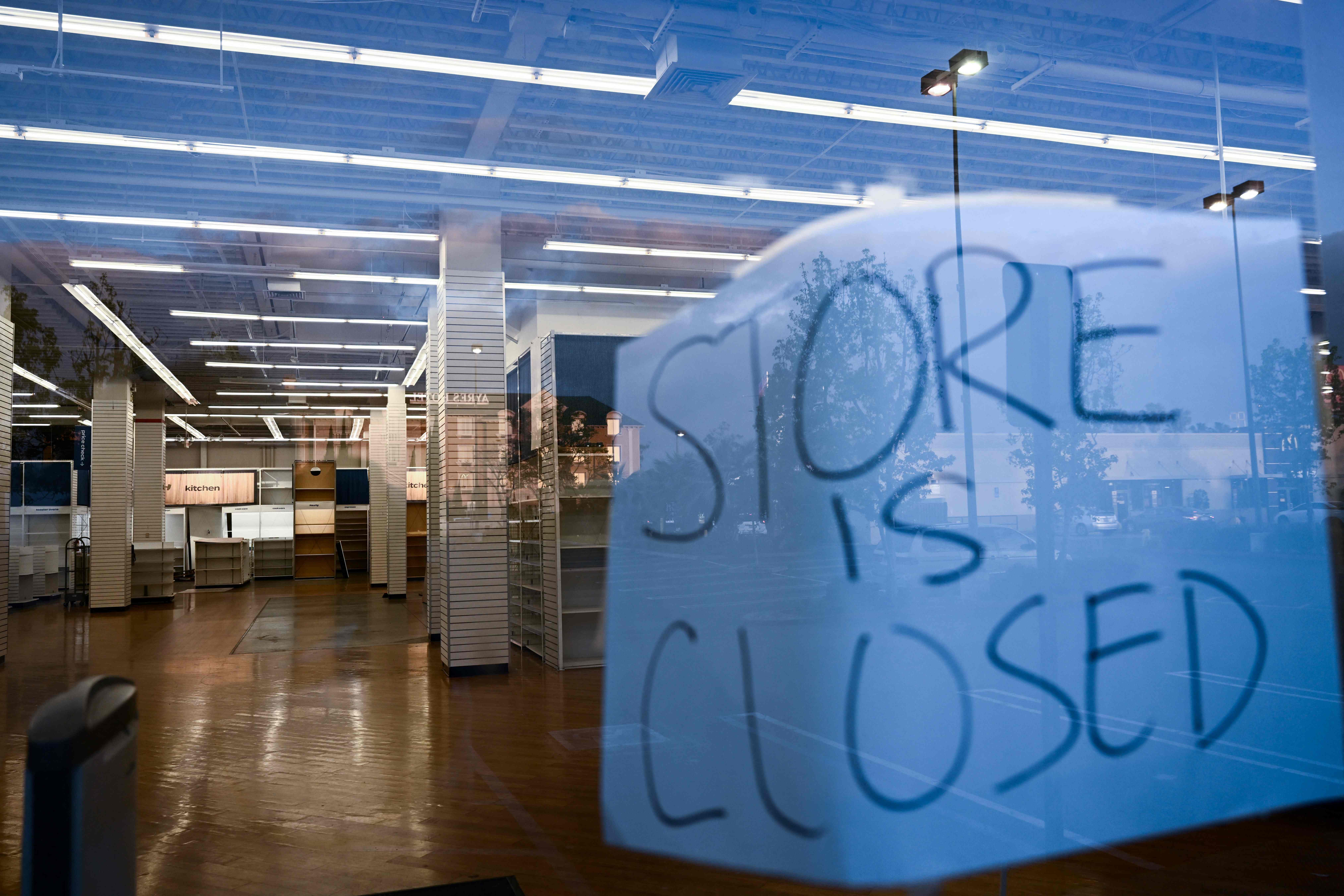 Corporate bankruptcies are edging up as new pressures hit economy - The  Washington Post