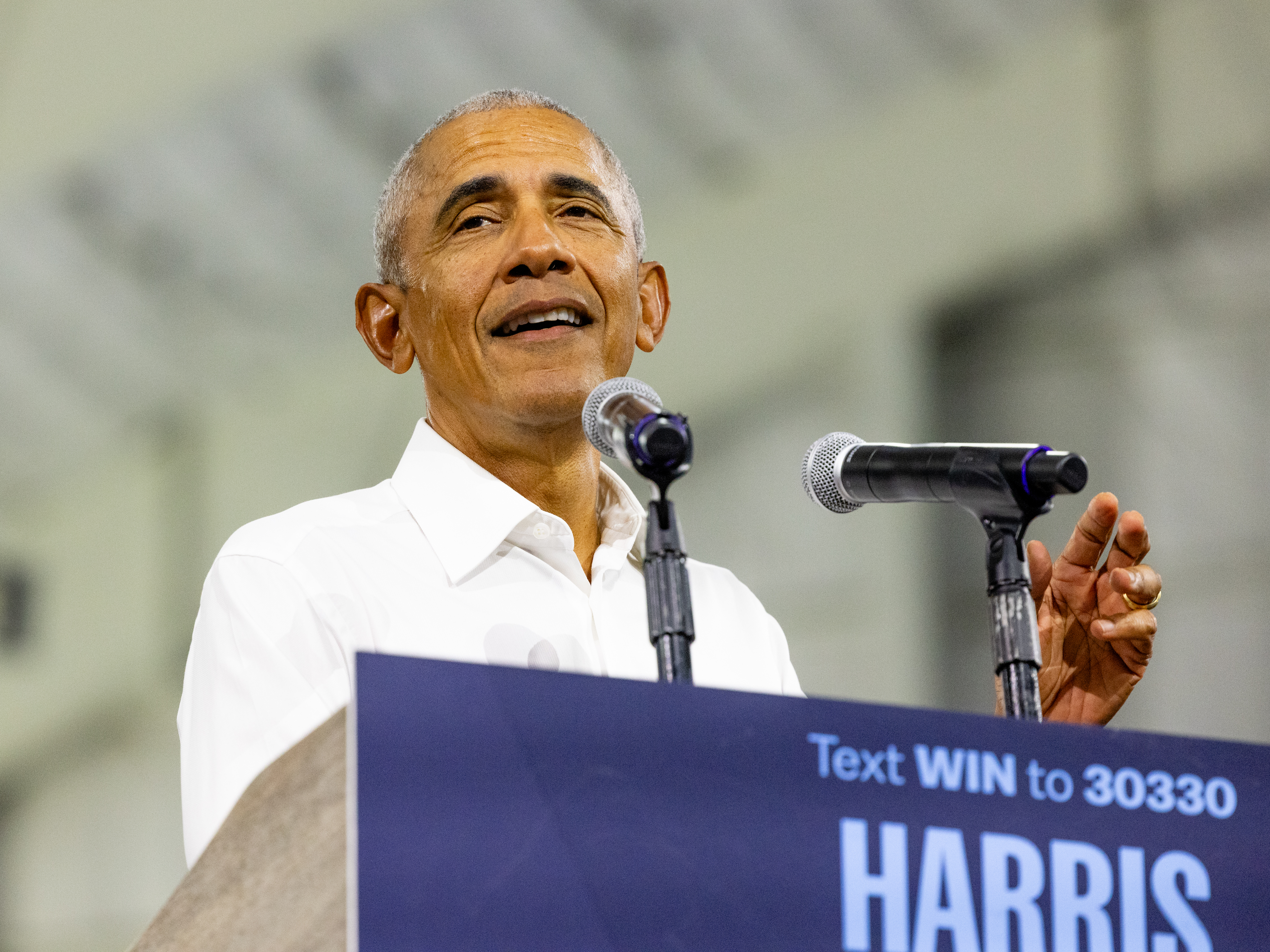 Obama uses withering mockery in Arizona as he questions Trump's competence - The Washington Post