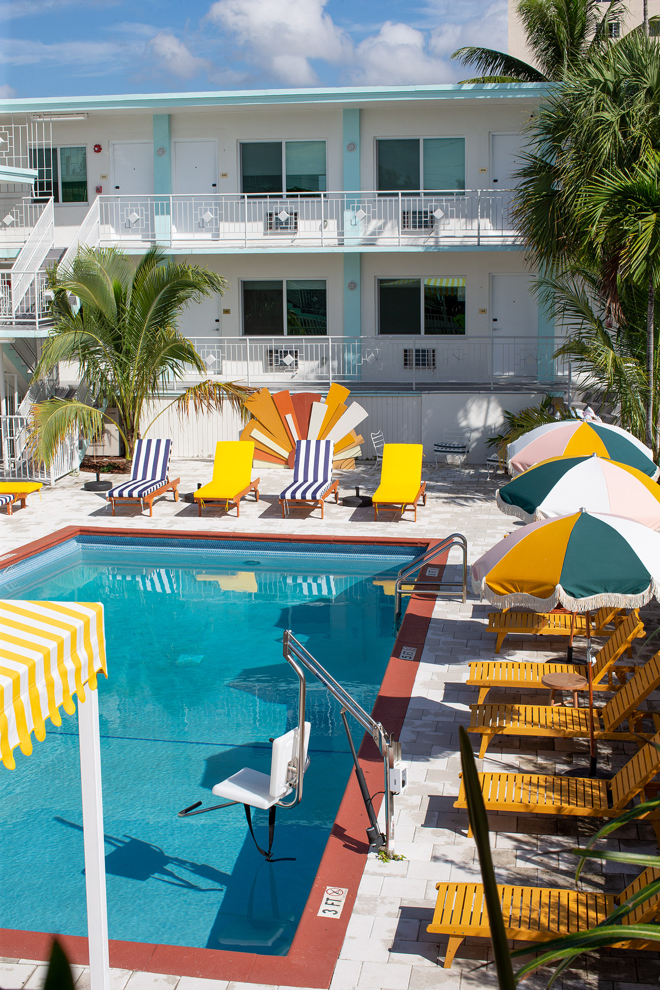 Selina Miami Gold DustFive retro-chic mid-century motels