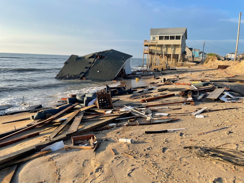 Another Rodanthe house collapses into ocean from erosion on Outer Banks - Vimarsana News