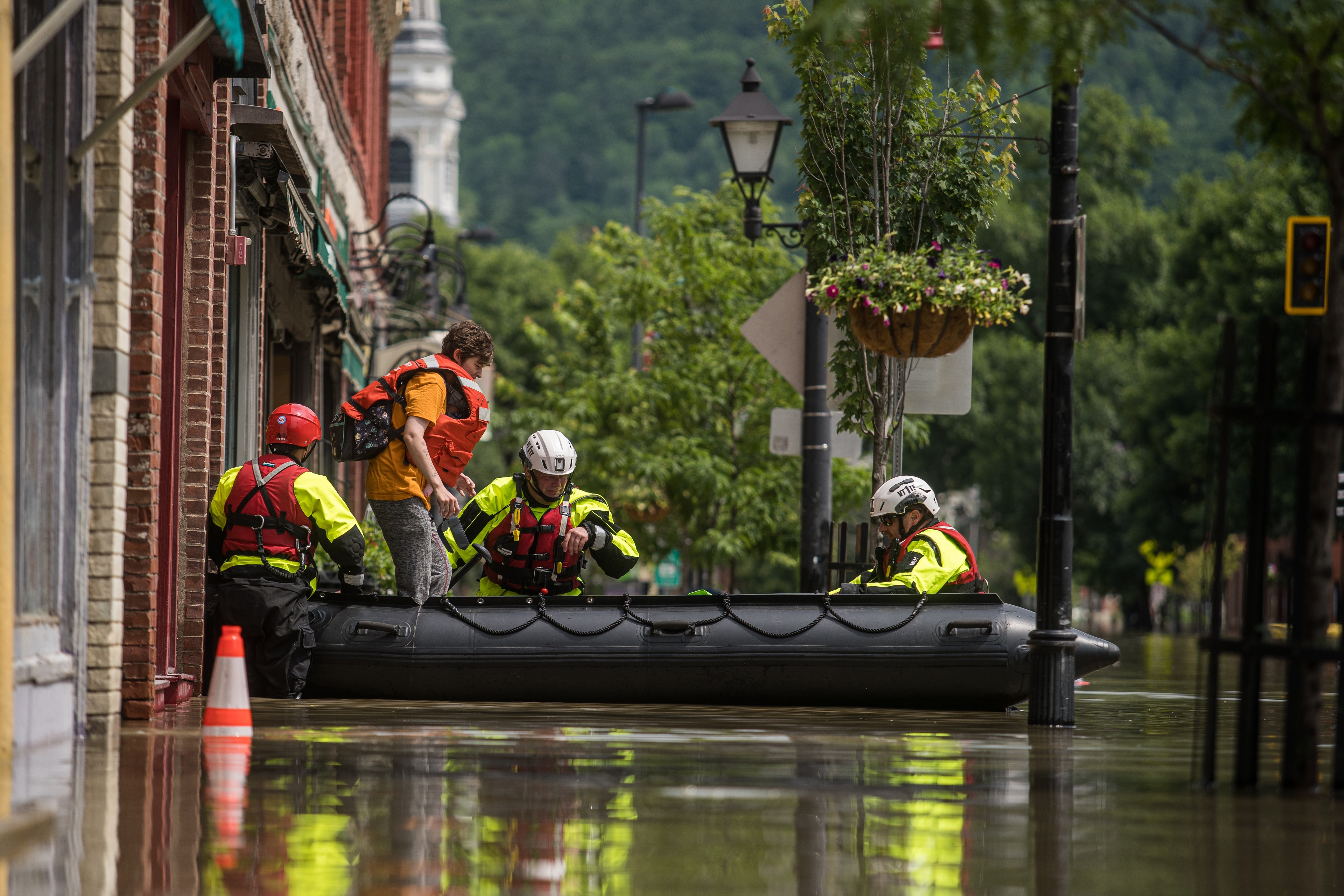Vermont flooding prompts rescues, traps residents as more rain forecast - Vimarsana News
