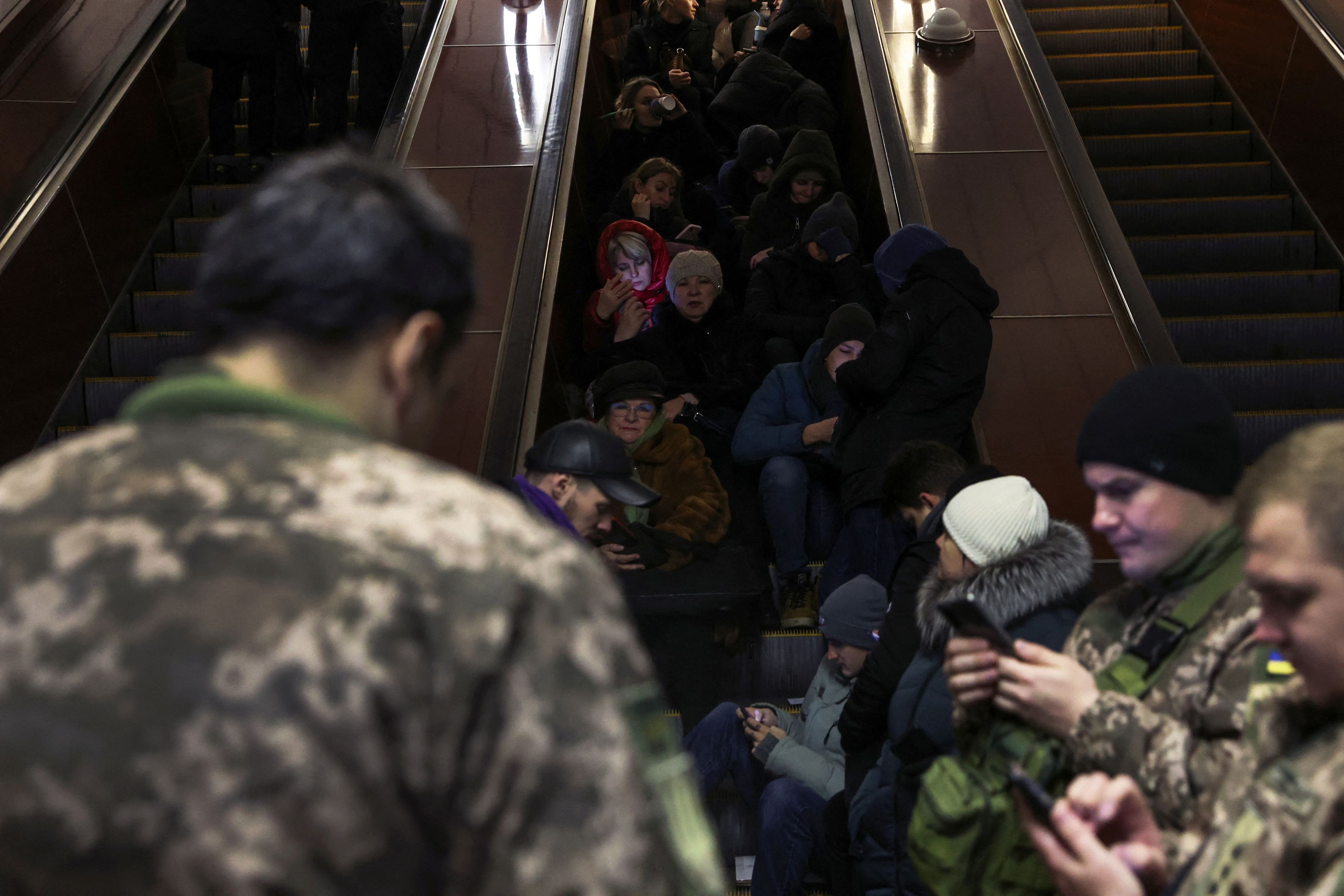 Russia-Ukraine war latest updates: Missile attack on Kyiv; Russian air base  blasts - The Washington Post