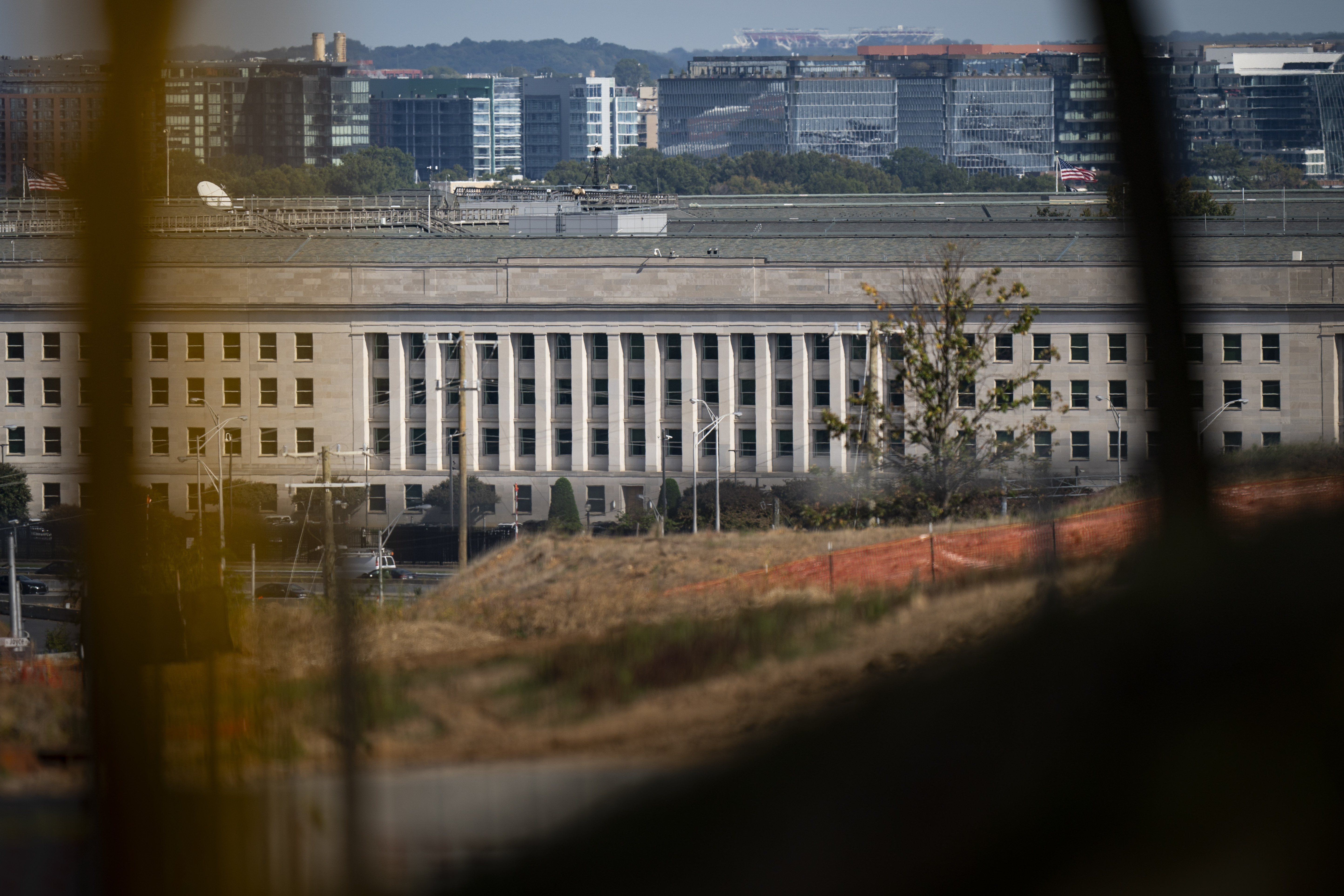 Pentagon's pared-down, right-wing press corps gets a meet-and