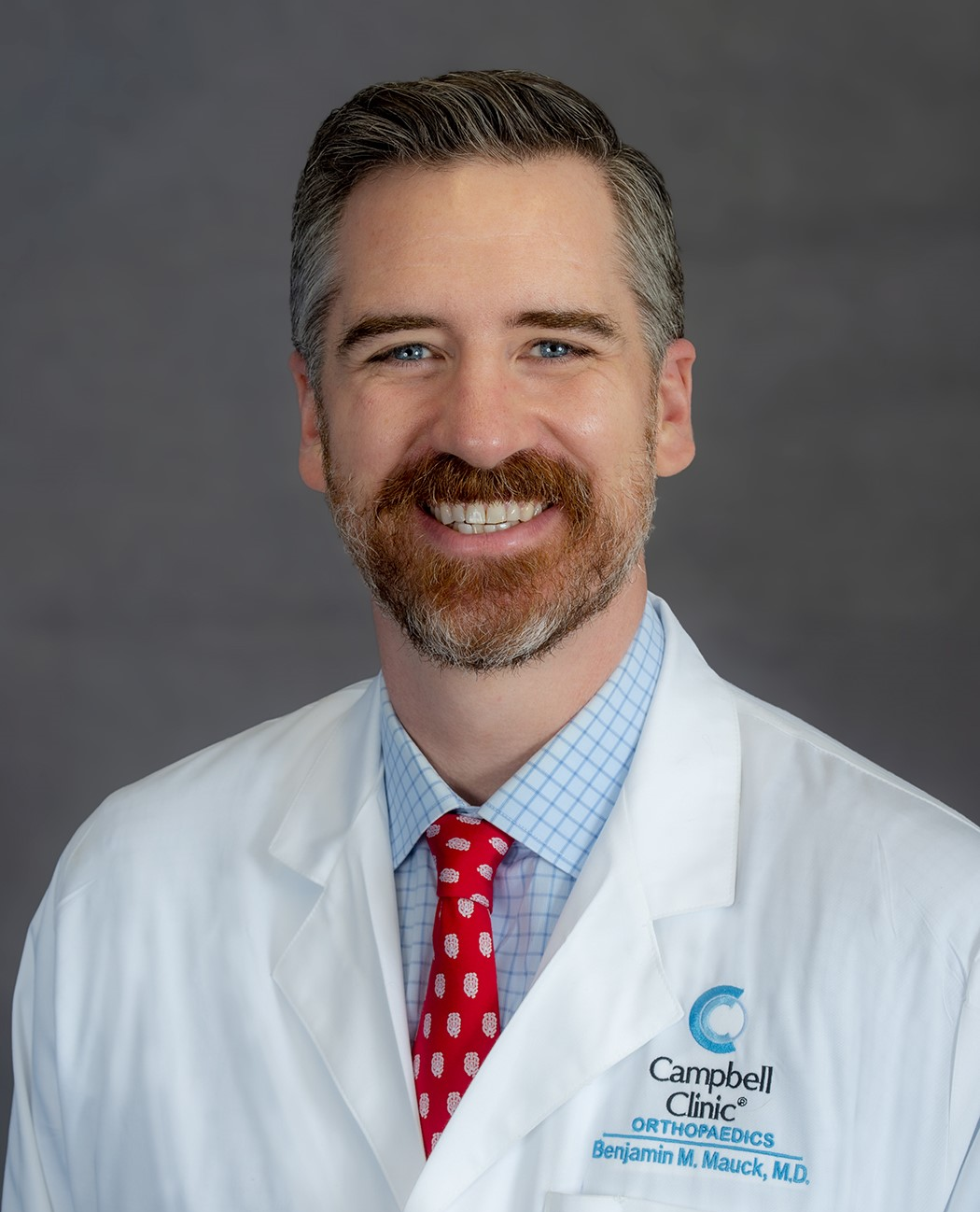 Tennessee doctor Benjamin Mauck fatally shot by patient, police say - Vimarsana News